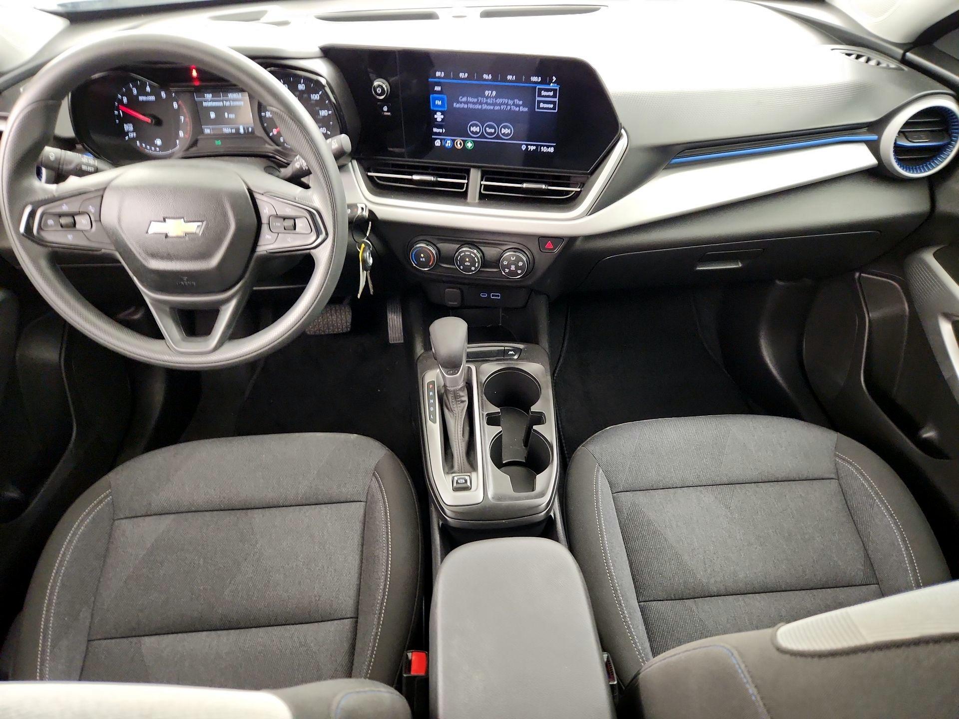 Thumbnail: 2024 Chevrolet Trax - 9
