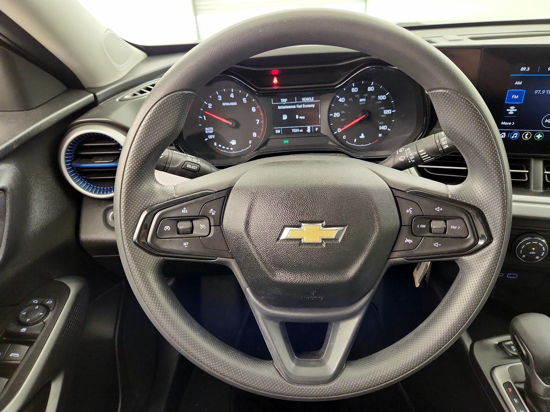 Thumbnail: 2024 Chevrolet Trax - 10