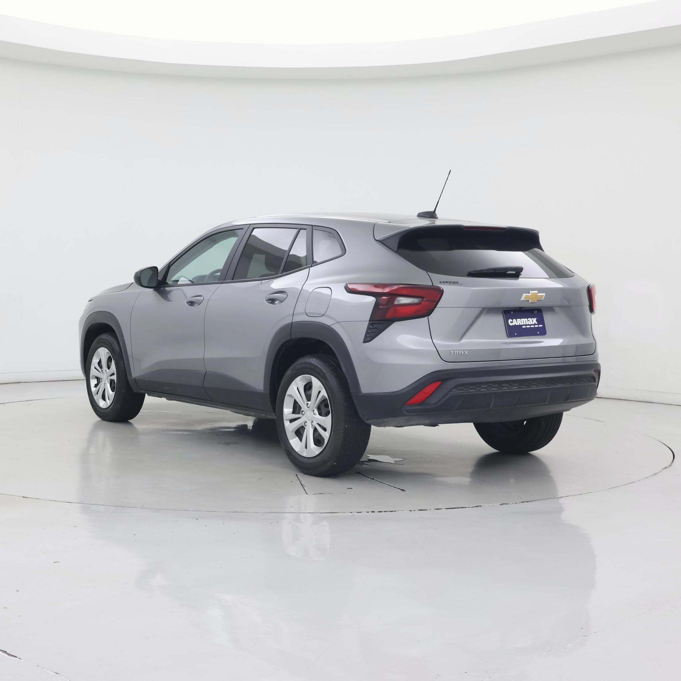 Thumbnail: 2024 Chevrolet Trax - 2