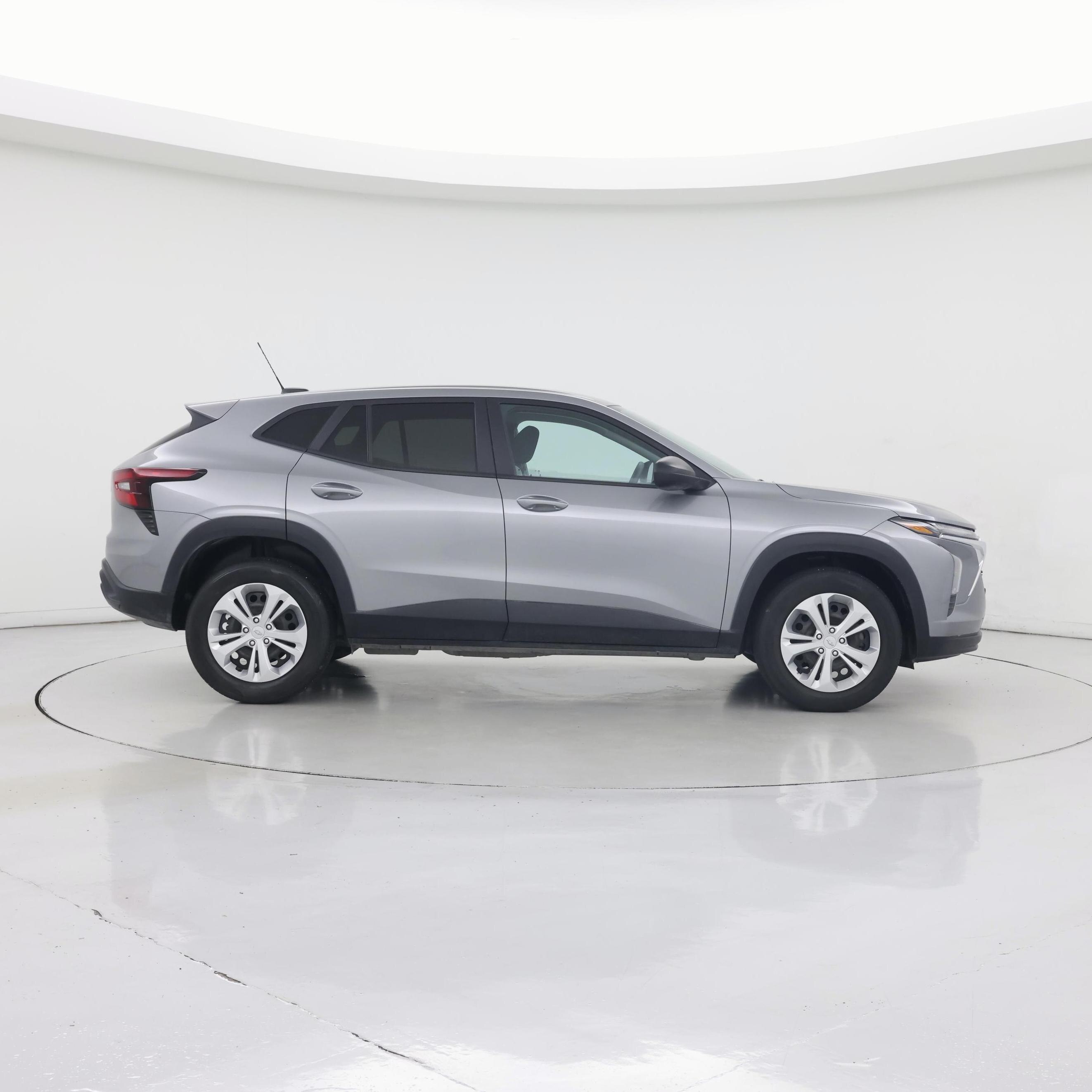 Thumbnail: 2024 Chevrolet Trax - 7