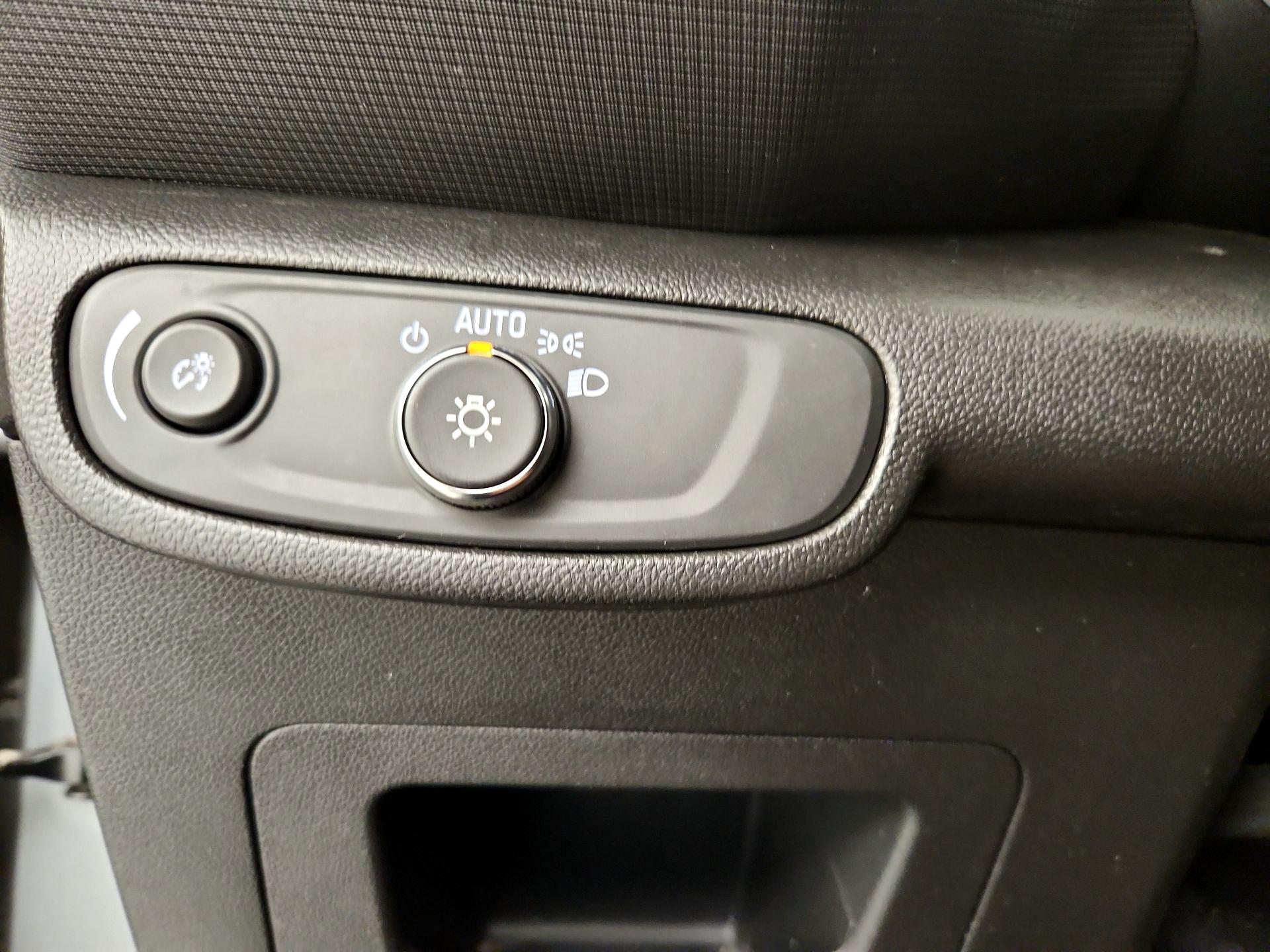 Thumbnail: 2023 Chevrolet TrailBlazer - 13