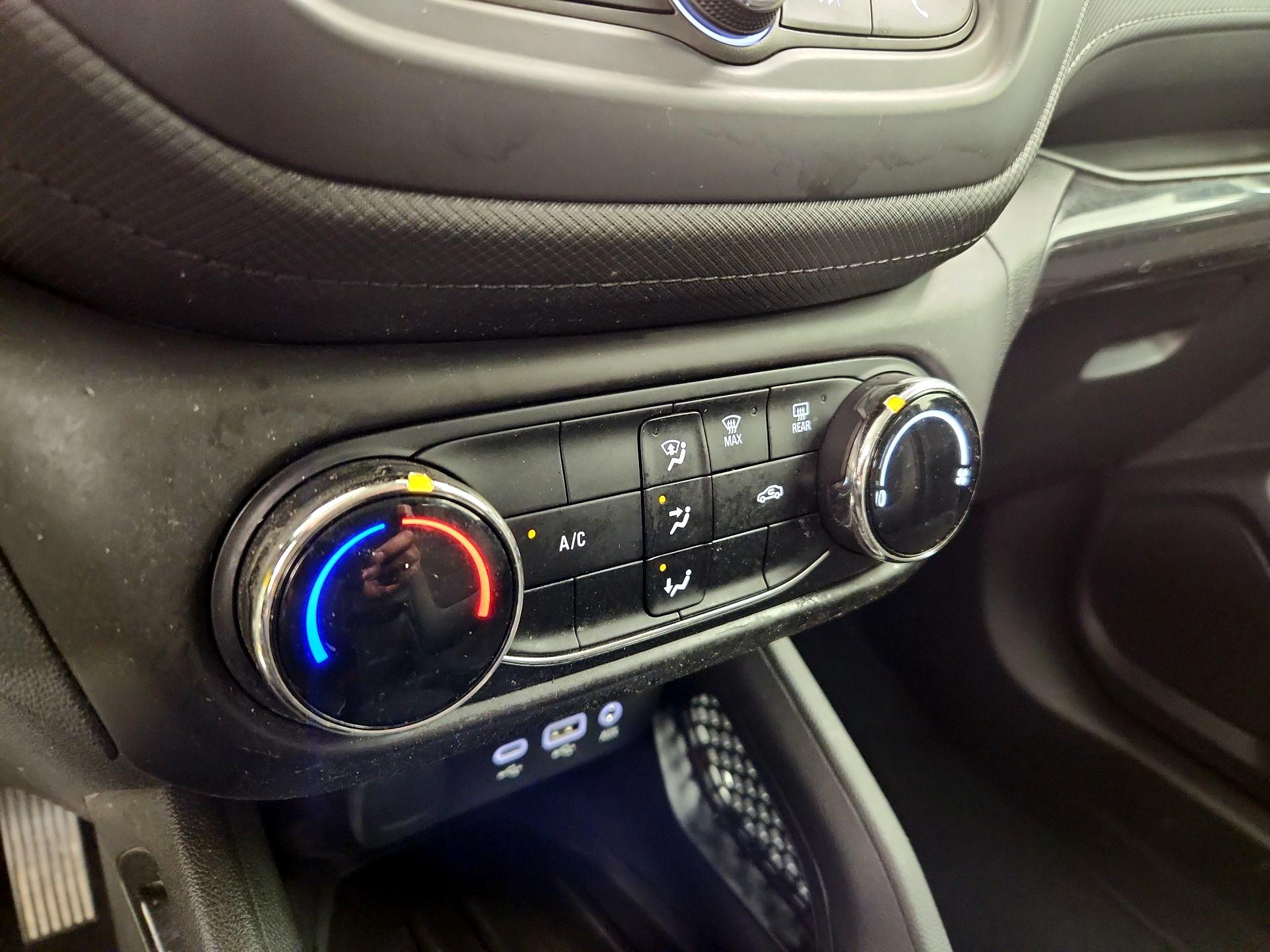 Thumbnail: 2023 Chevrolet TrailBlazer - 16