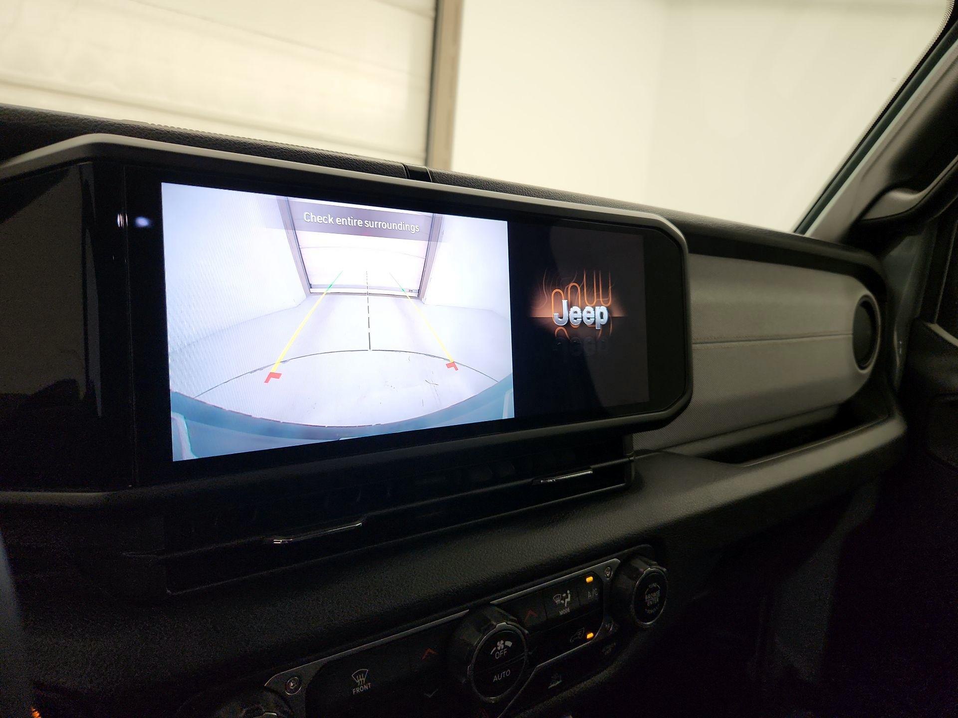 Thumbnail: 2024 Jeep Wrangler - 14