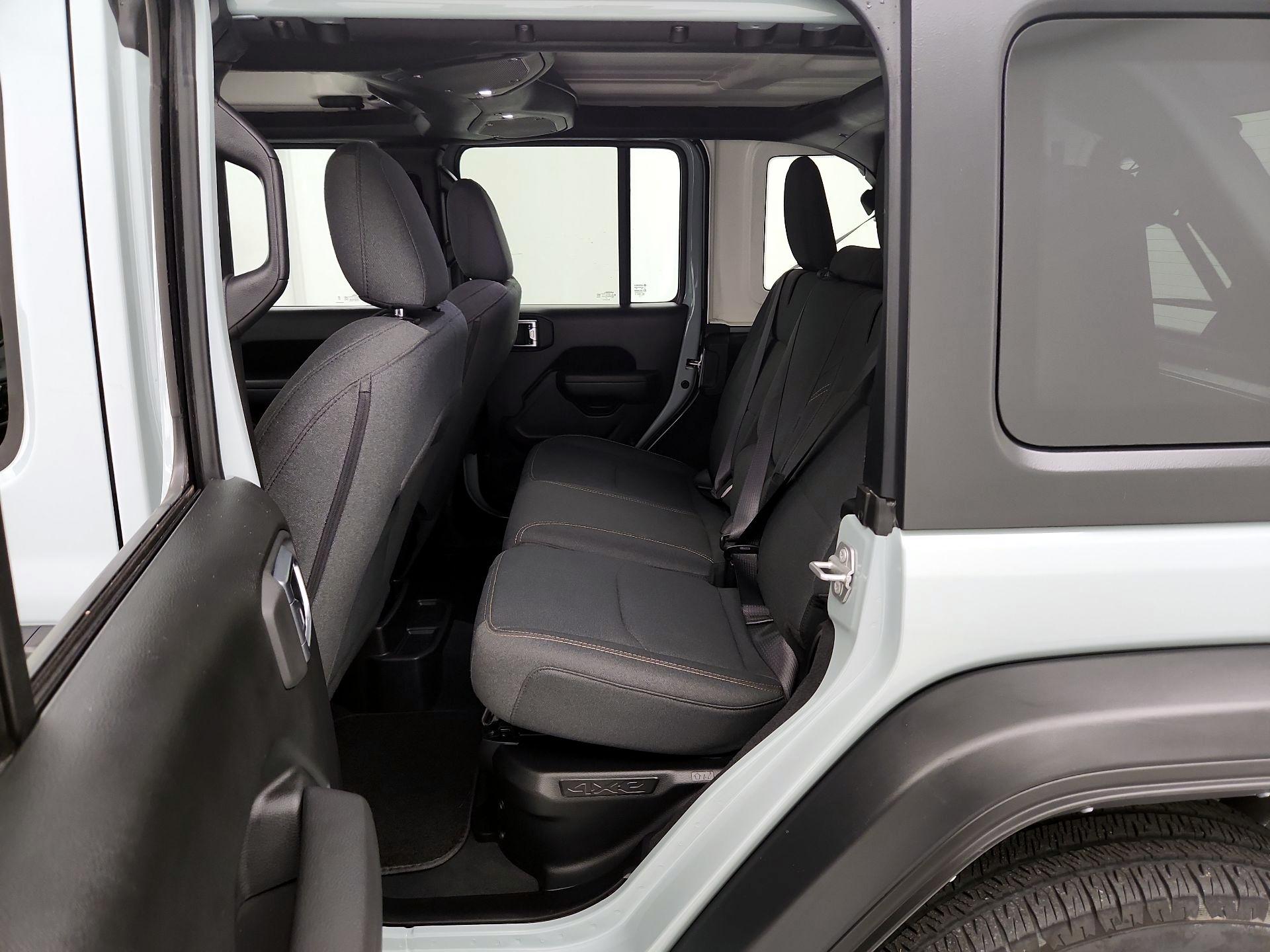 Thumbnail: 2024 Jeep Wrangler - 19