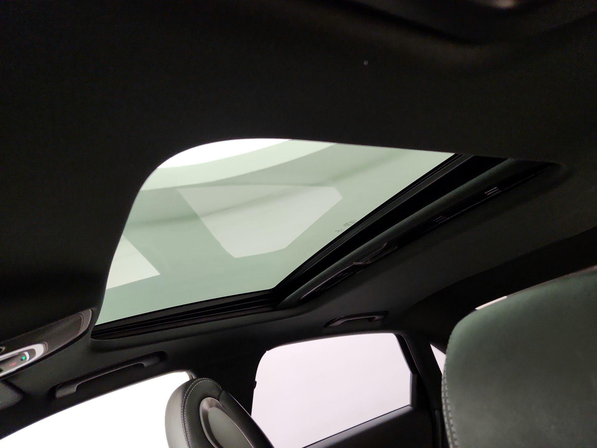 Thumbnail: 2021 Audi S4 - 19