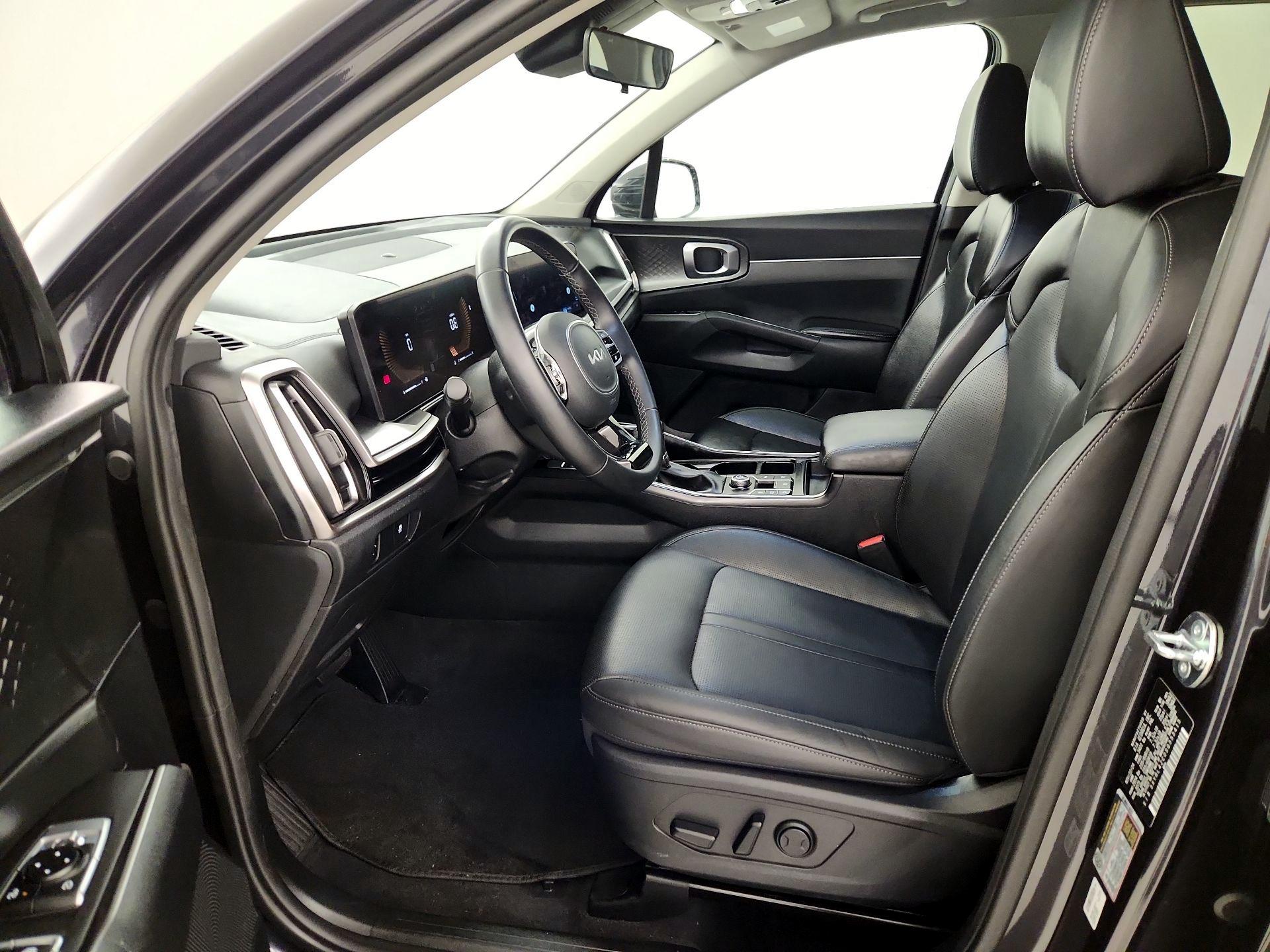 Thumbnail: 2025 Kia Sorento - 11