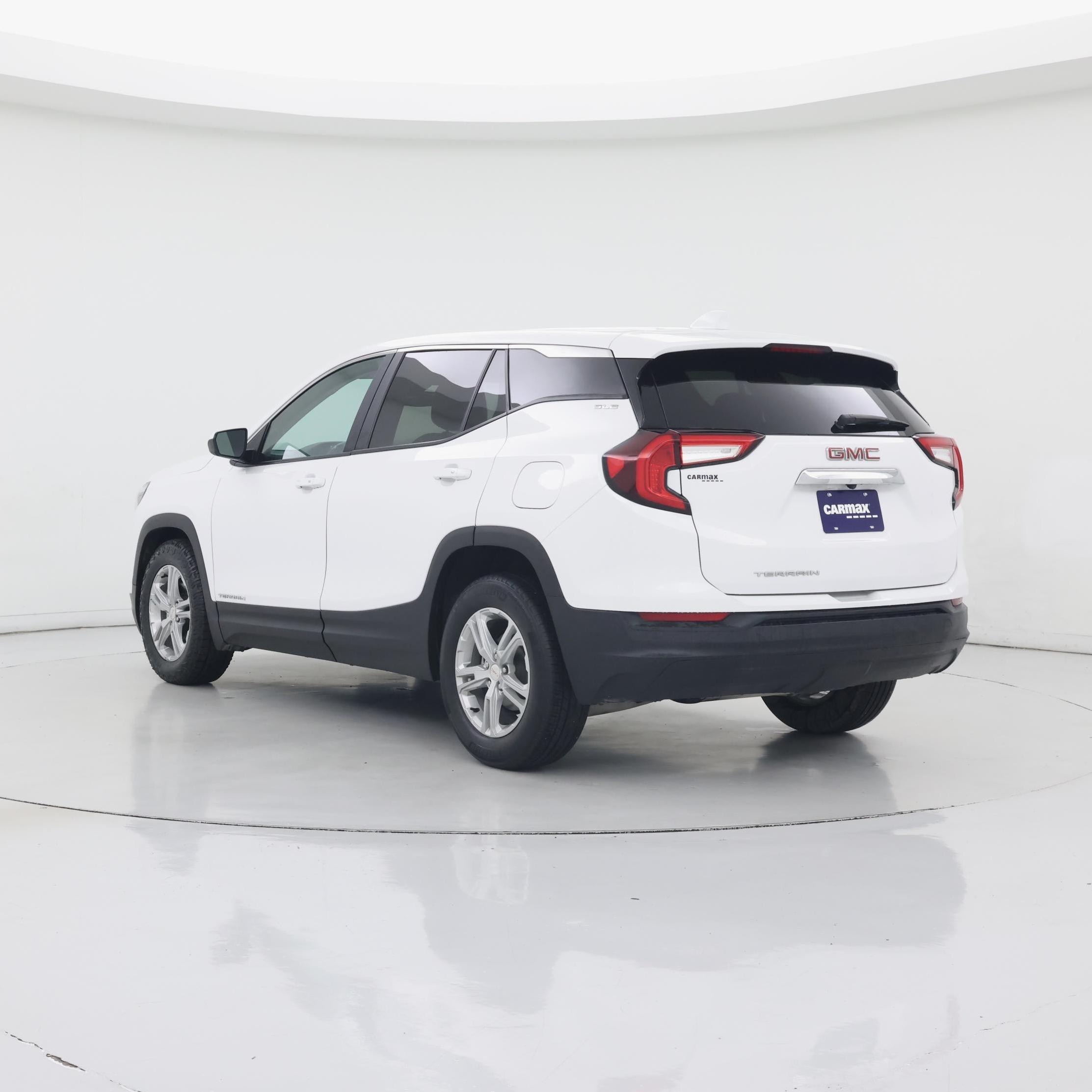 Thumbnail: 2022 GMC Terrain - 2