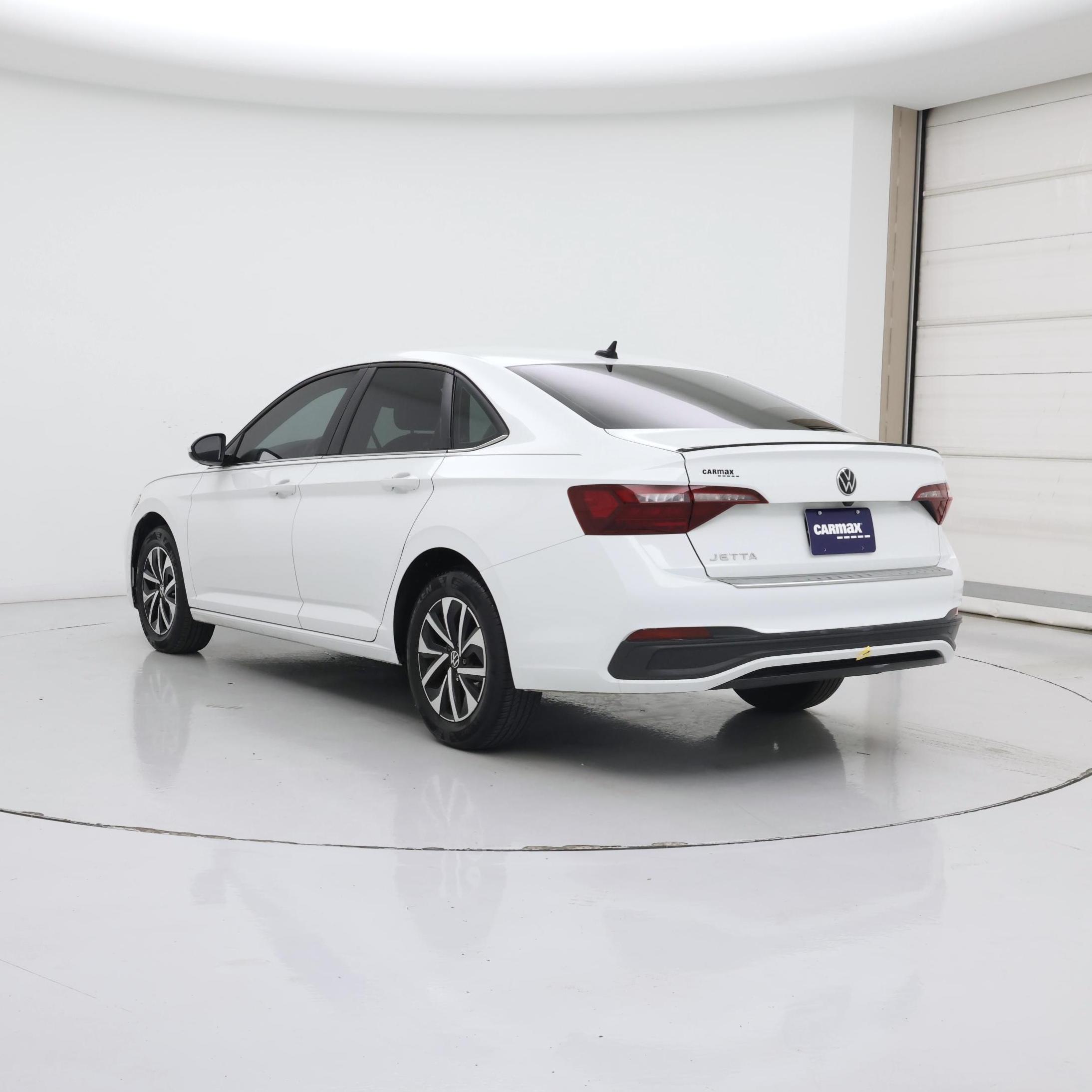 Thumbnail: 2024 Volkswagen Jetta - 2