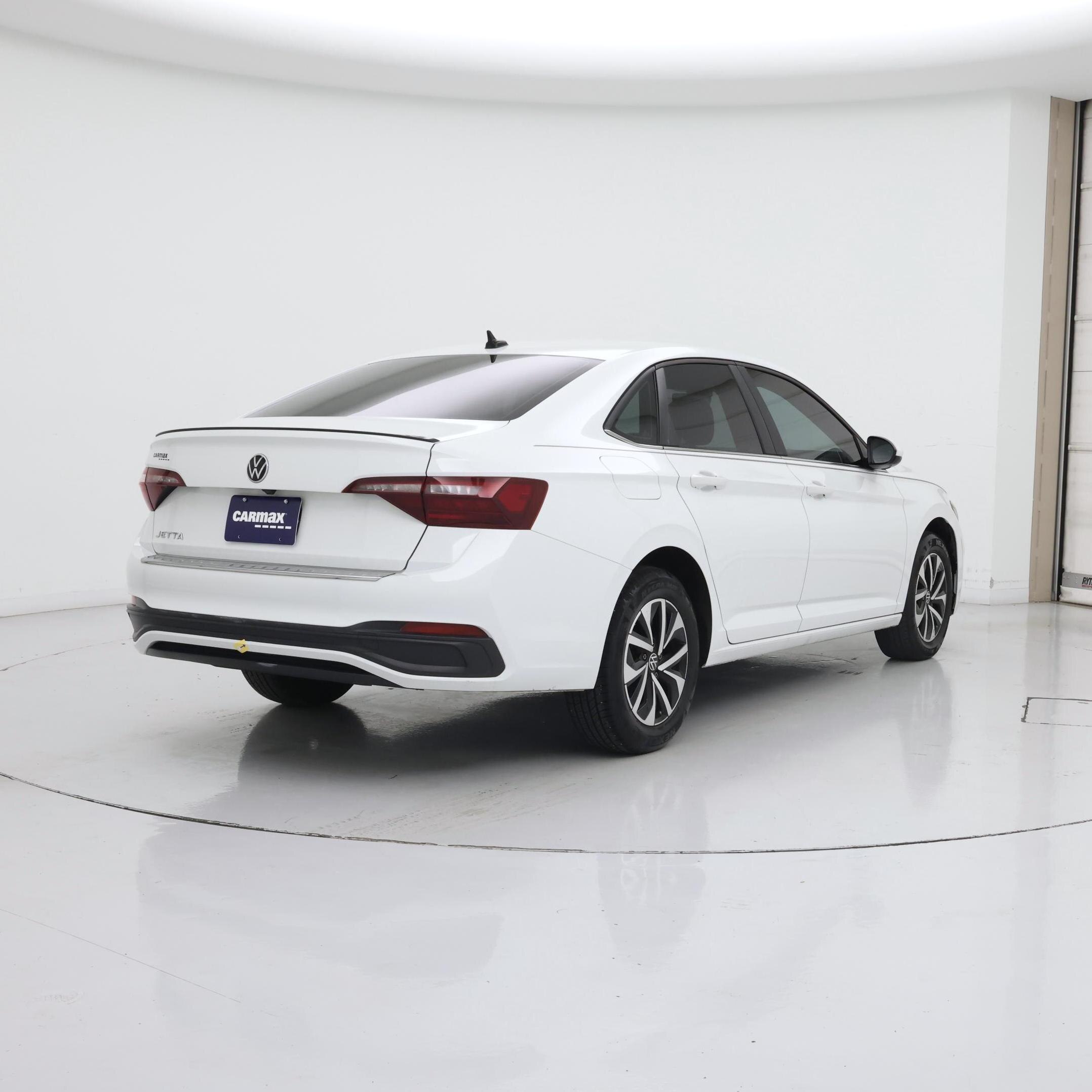 Thumbnail: 2024 Volkswagen Jetta - 8
