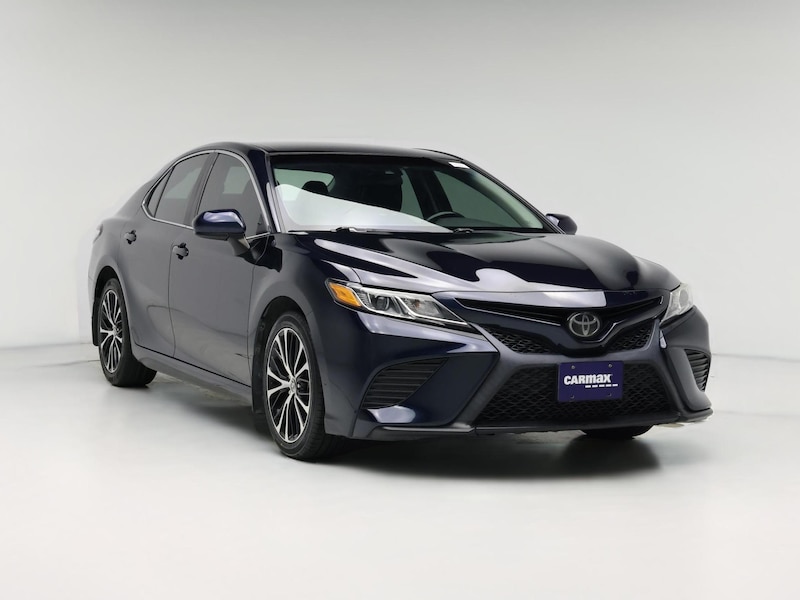 2020 Toyota Camry SE Night Shade