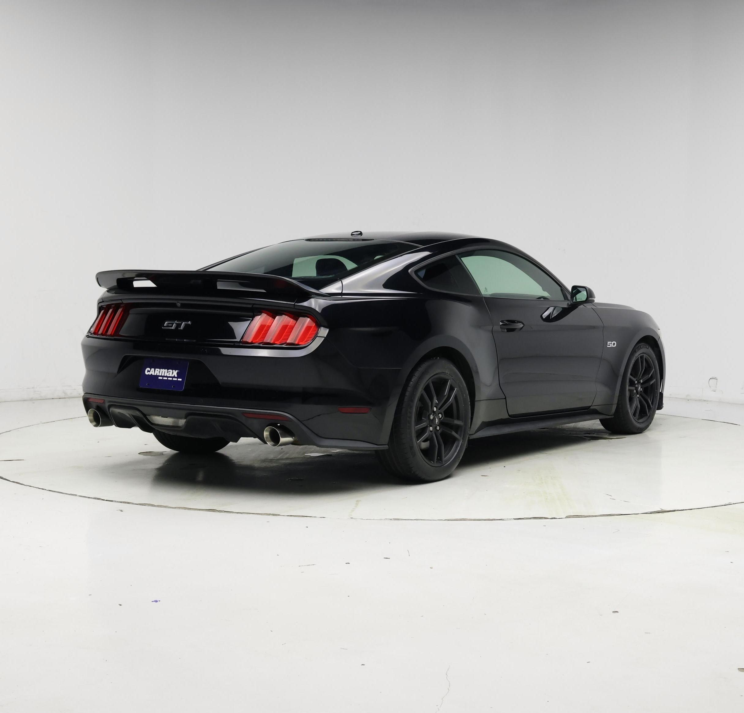 Thumbnail: 2017 Ford Mustang - 8