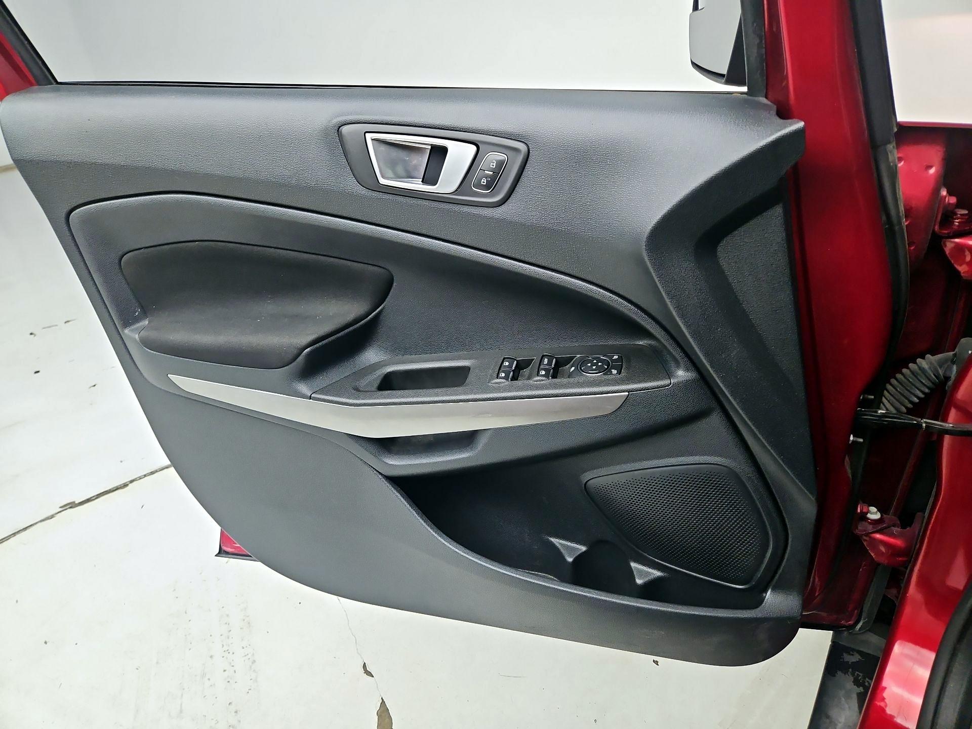 Thumbnail: 2018 Ford EcoSport - 12