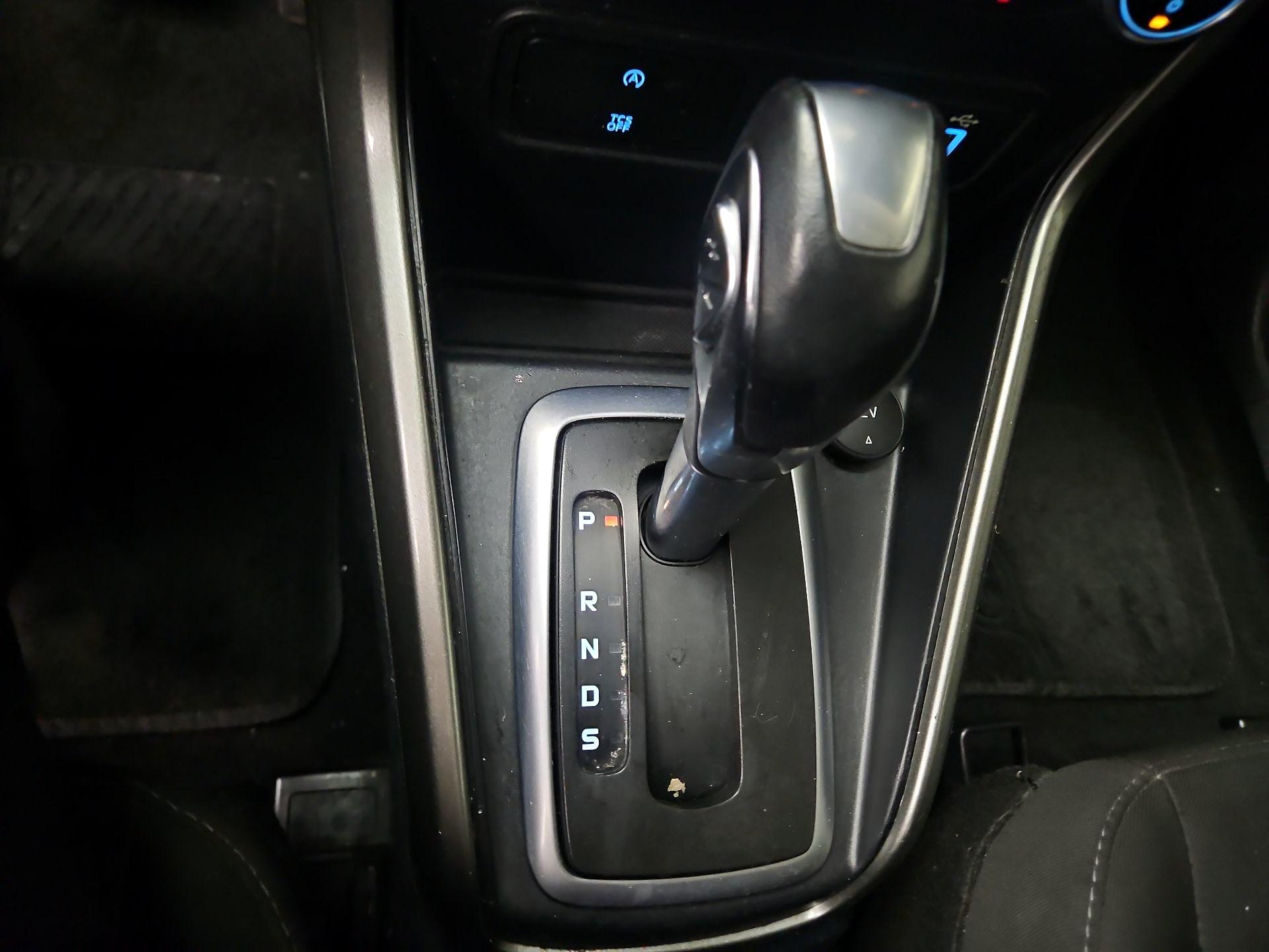 Thumbnail: 2018 Ford EcoSport - 17