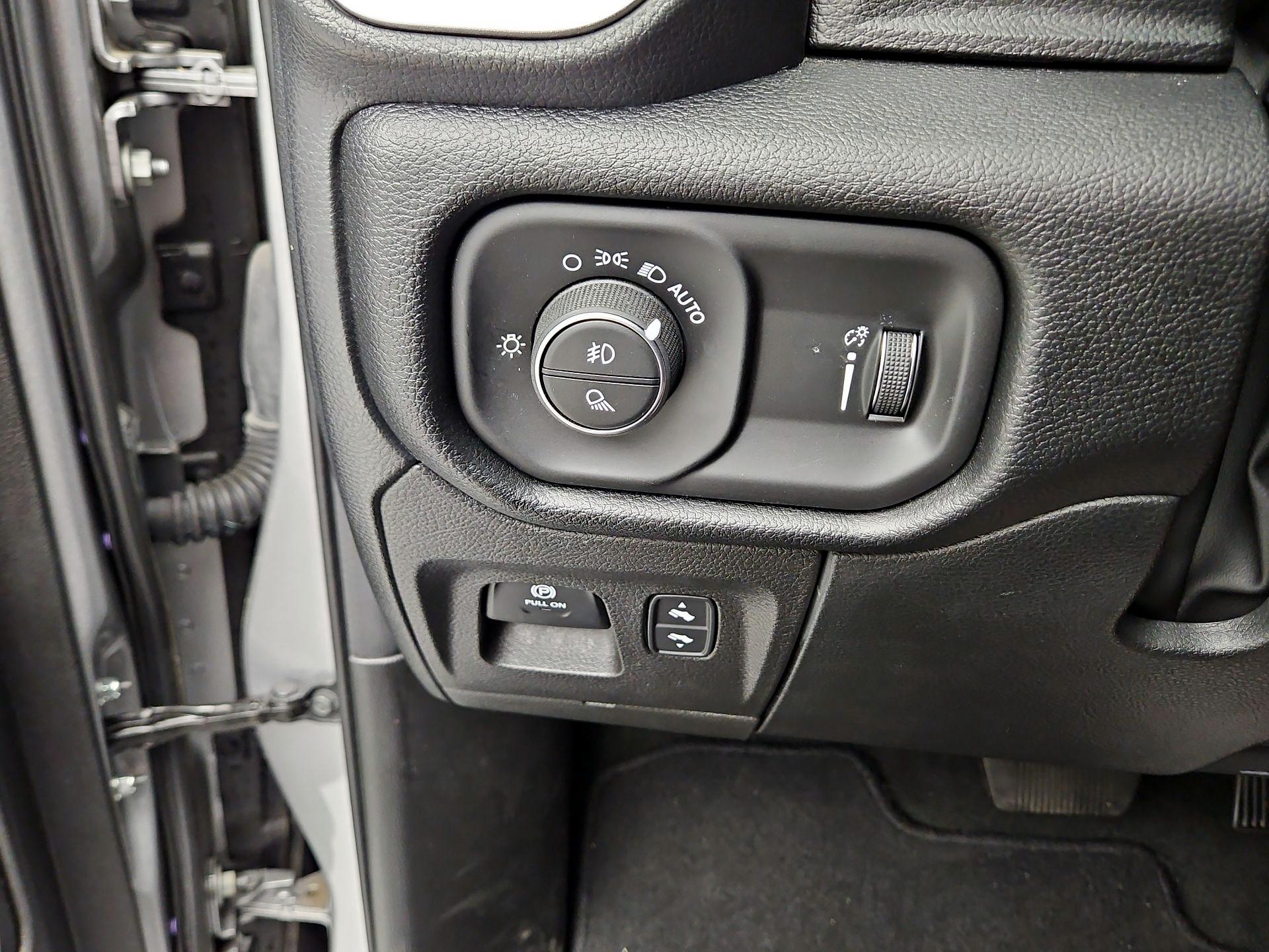 Thumbnail: 2022 RAM 1500 - 13