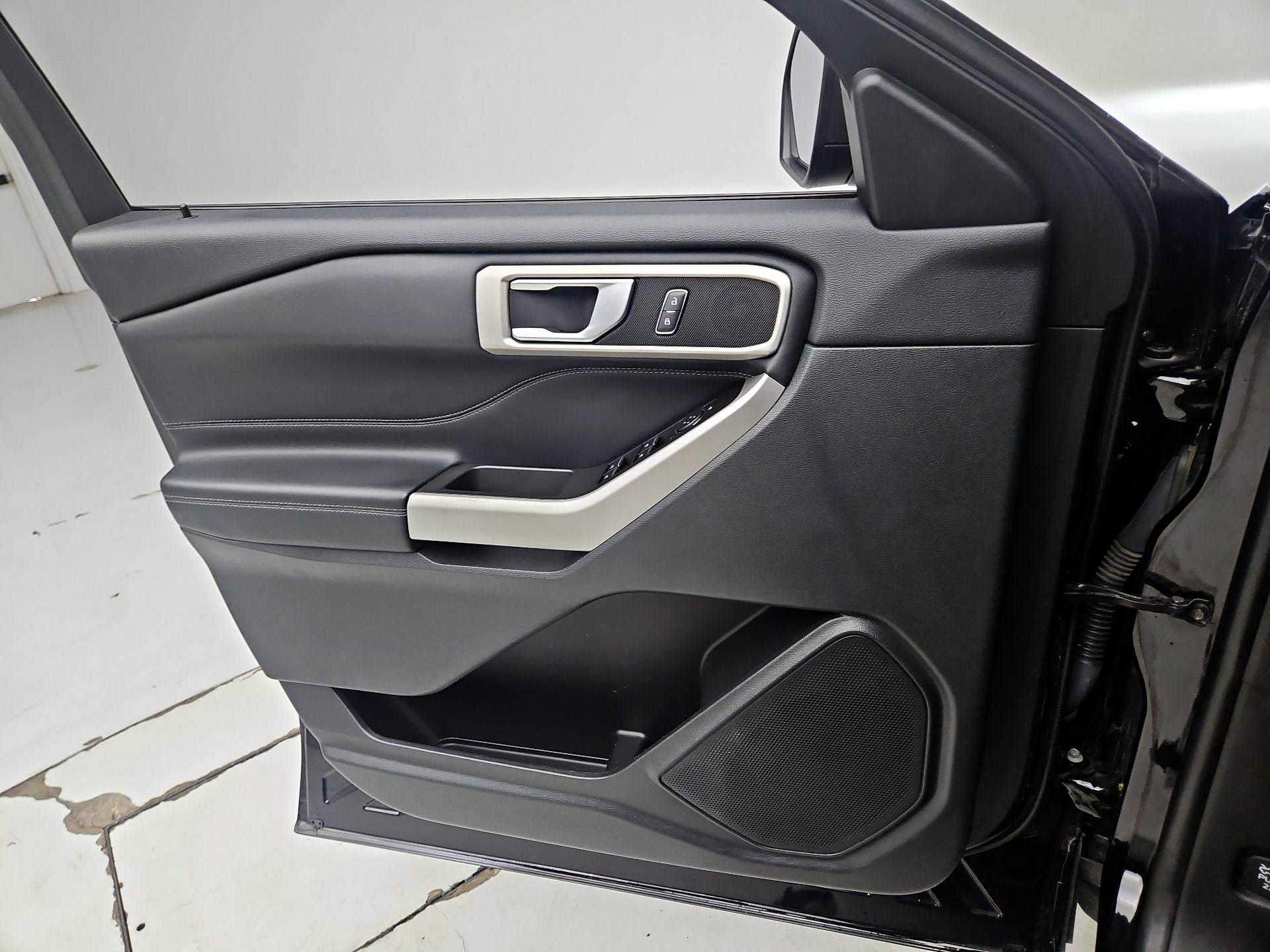 Thumbnail: 2023 Ford Explorer - 12