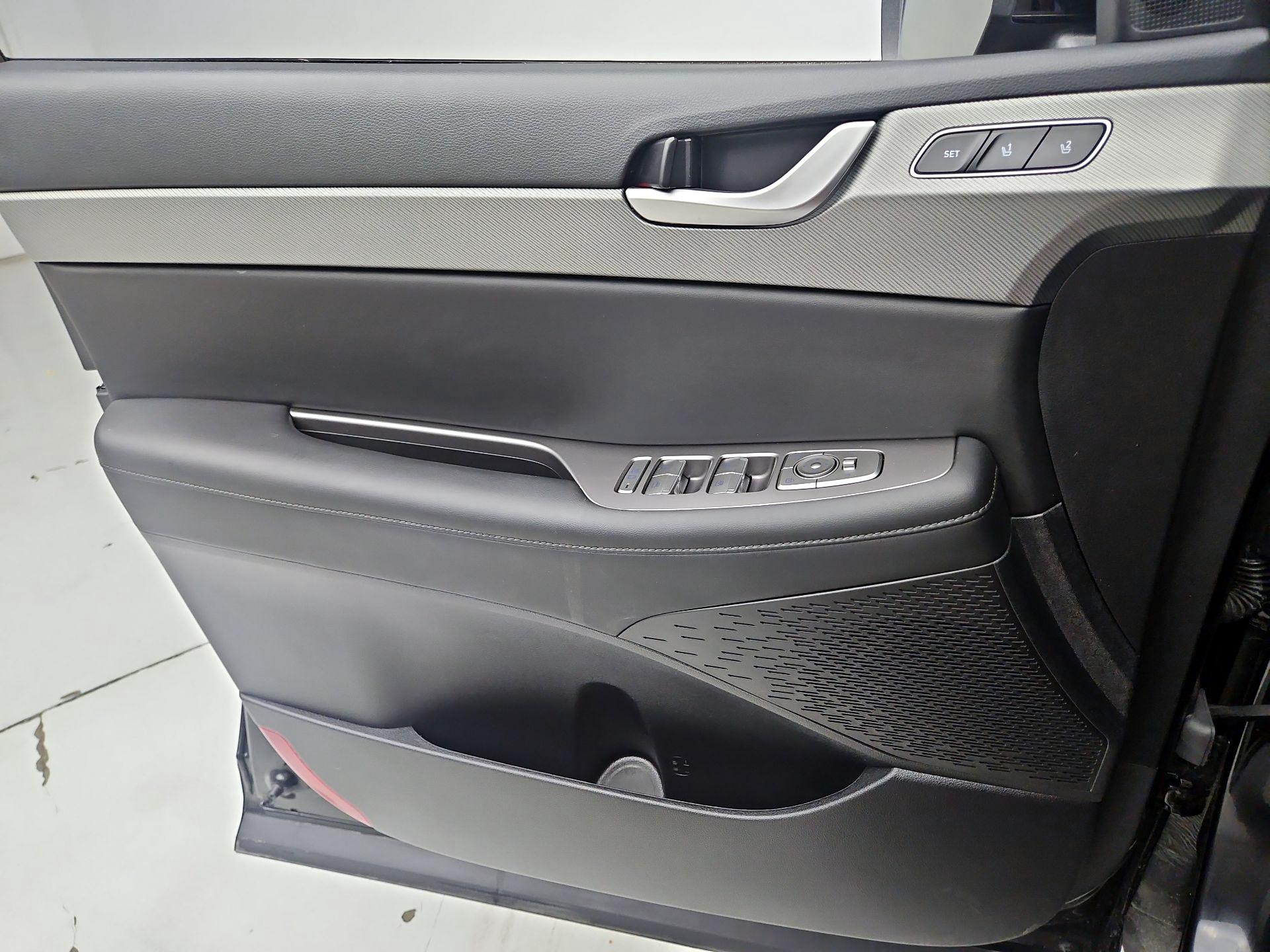 Thumbnail: 2025 Hyundai Palisade - 12