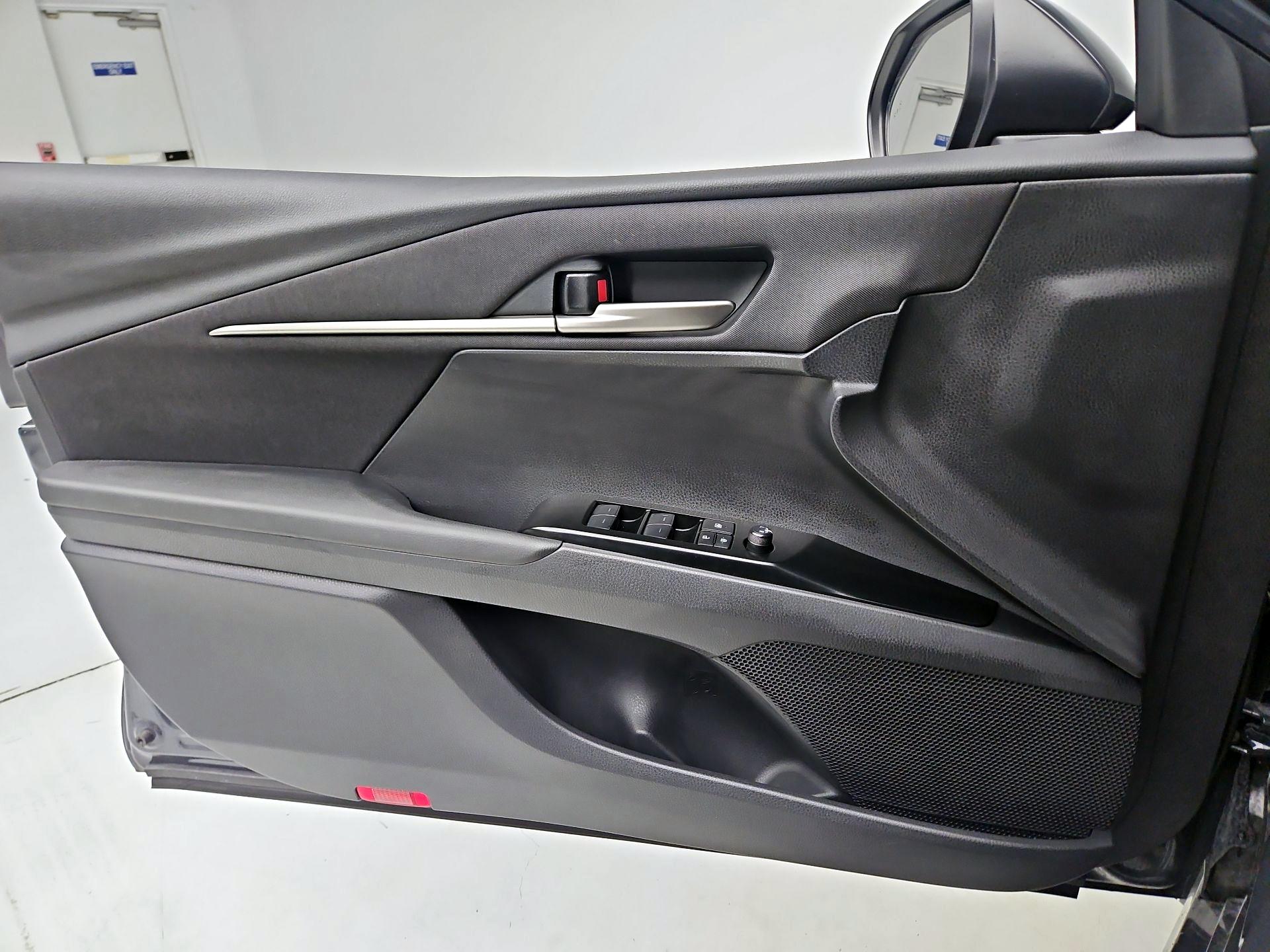 Thumbnail: 2026 Toyota Camry - 12
