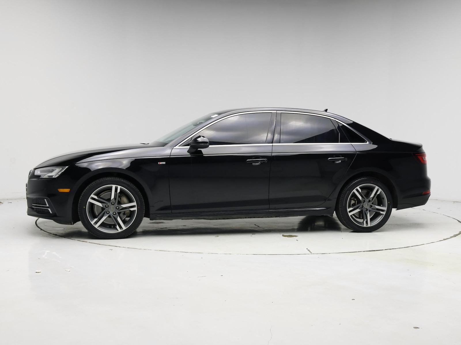 2018 Audi A4 Premium Plus - Photo 4