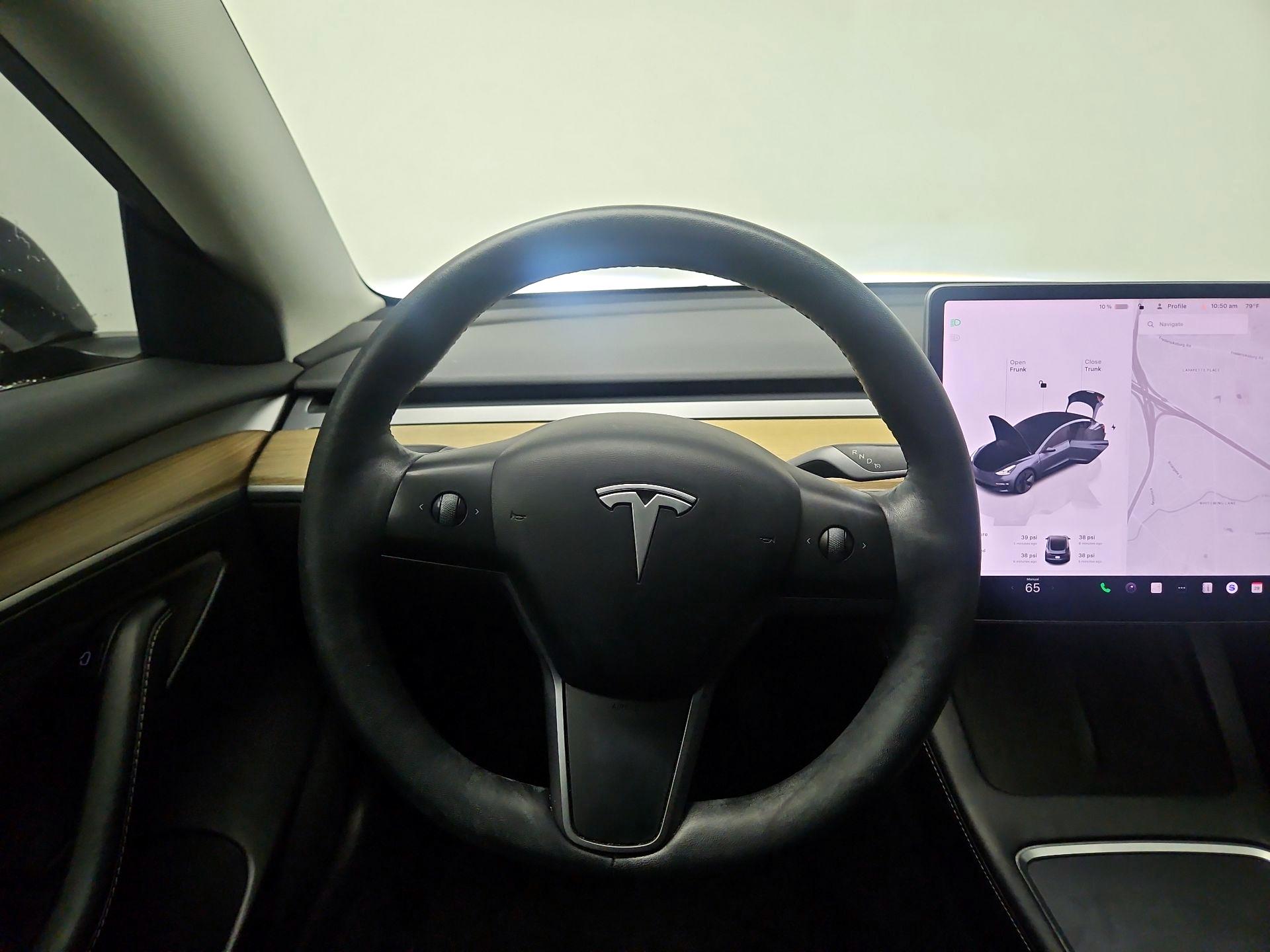 Thumbnail: 2022 Tesla Model 3 - 10