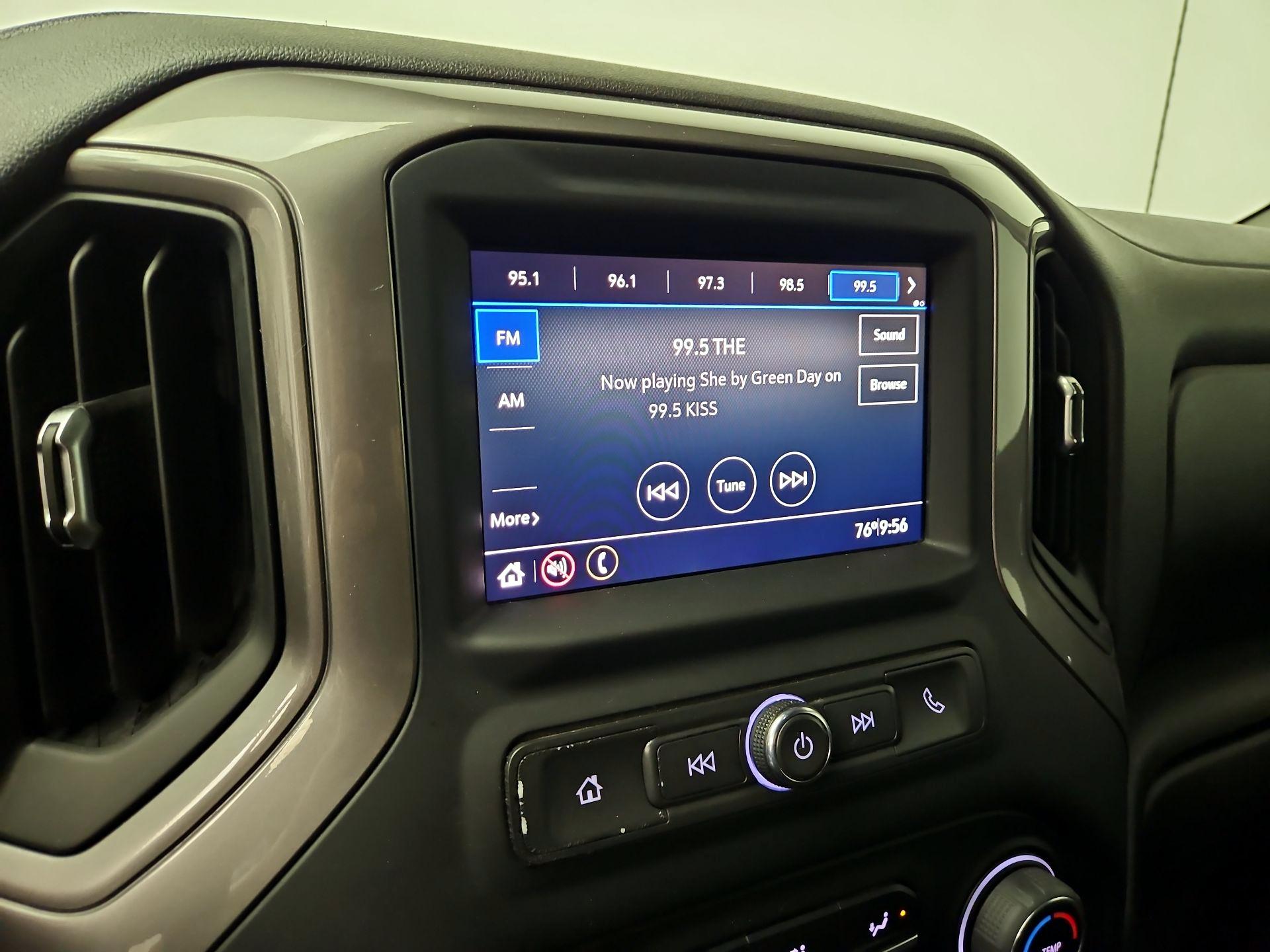 Thumbnail: 2022 Chevrolet Silverado 1500 - 15