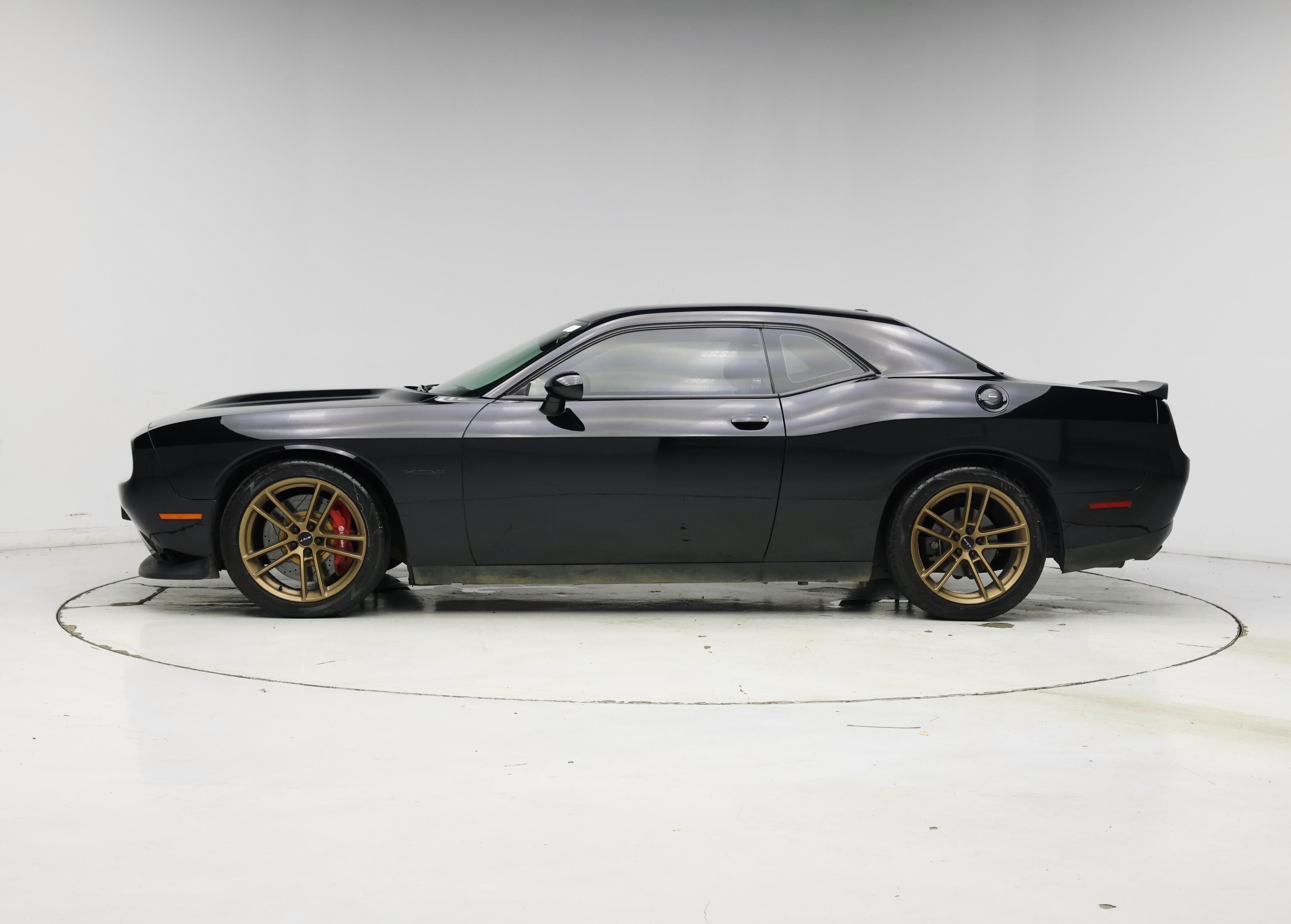 Thumbnail: 2021 Dodge Challenger - 3