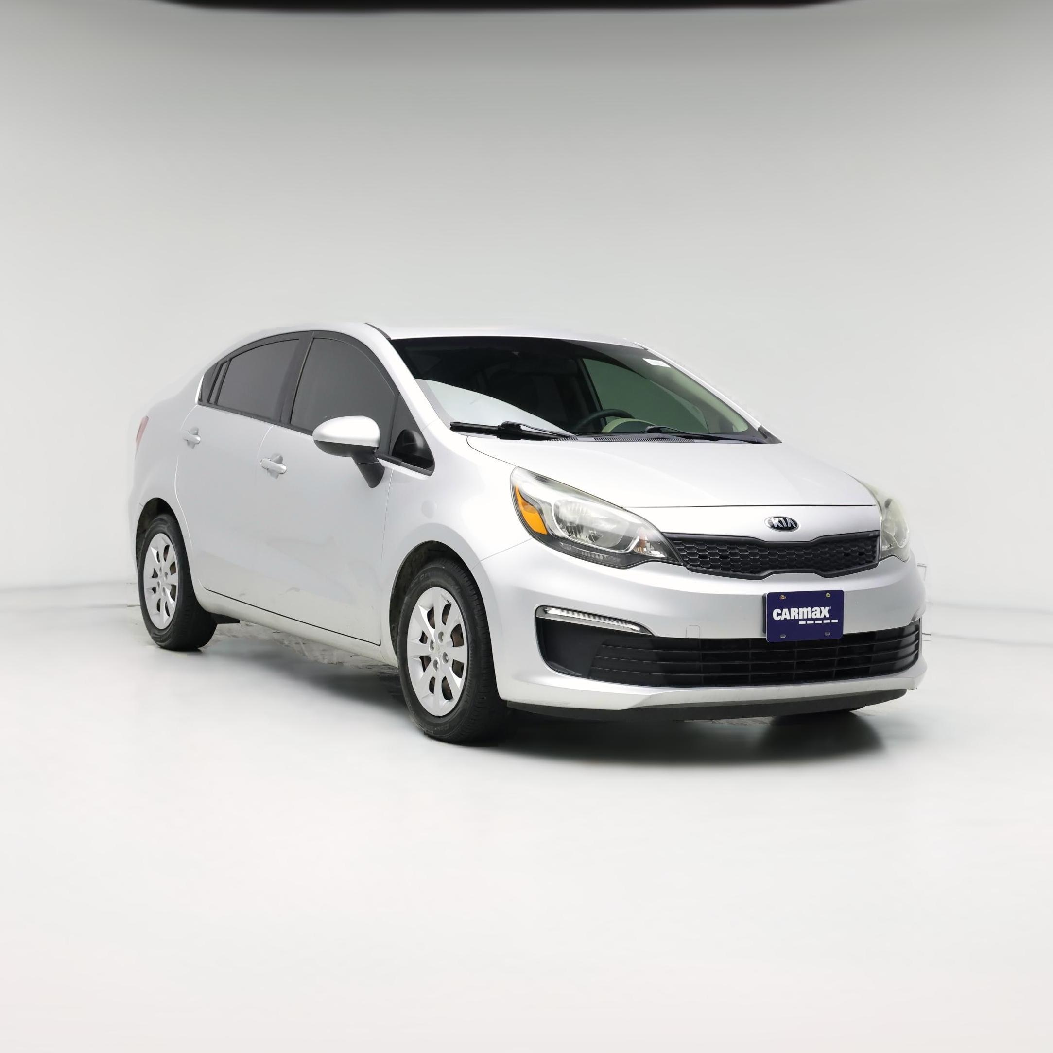 Thumbnail: 2017 Kia Rio - 1