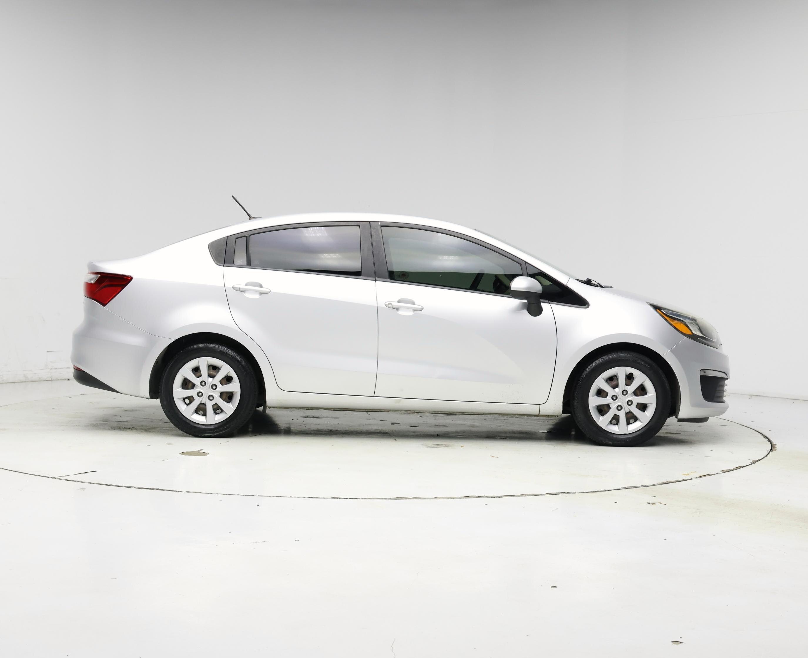 Thumbnail: 2017 Kia Rio - 7