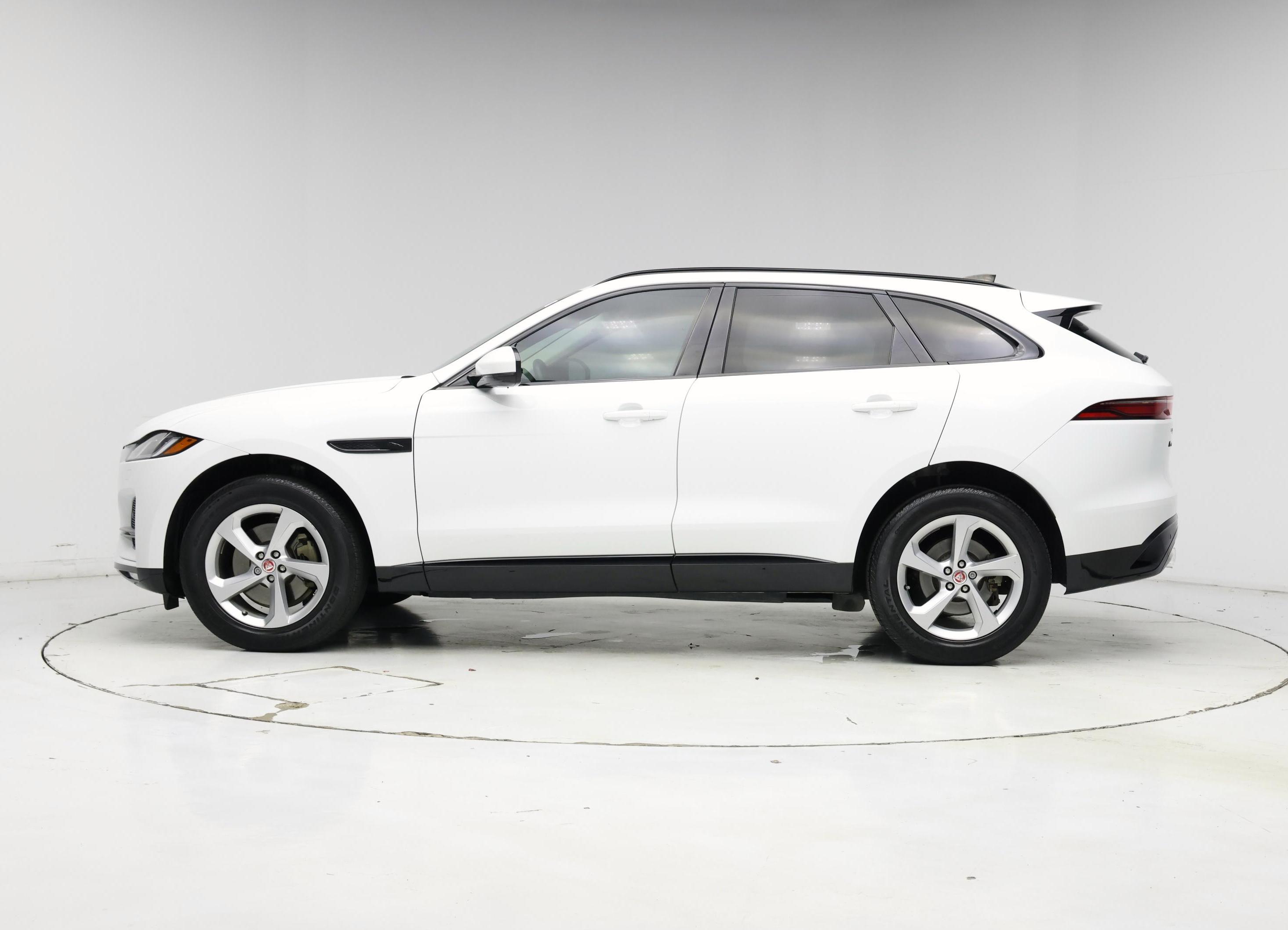 Thumbnail: 2023 Jaguar F-Pace - 3
