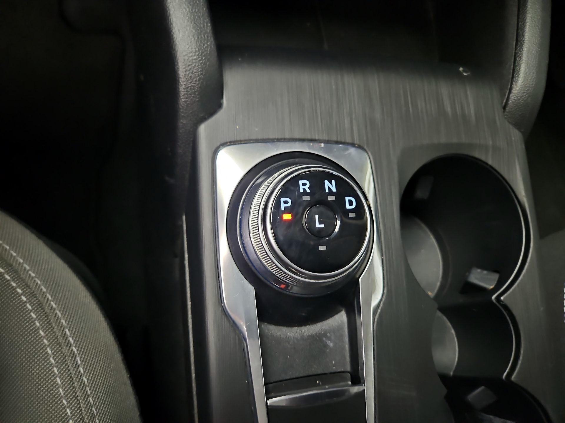 Thumbnail: 2021 Ford Escape - 17
