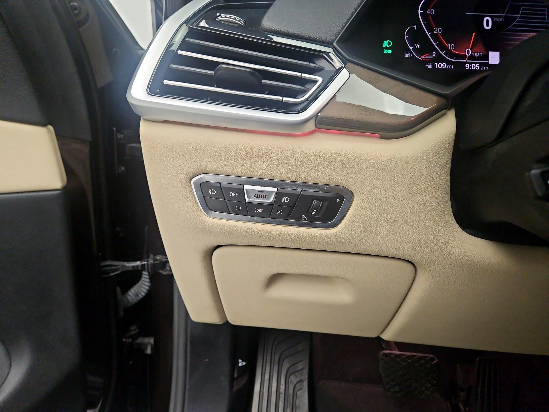 Thumbnail: 2021 BMW X5 - 13