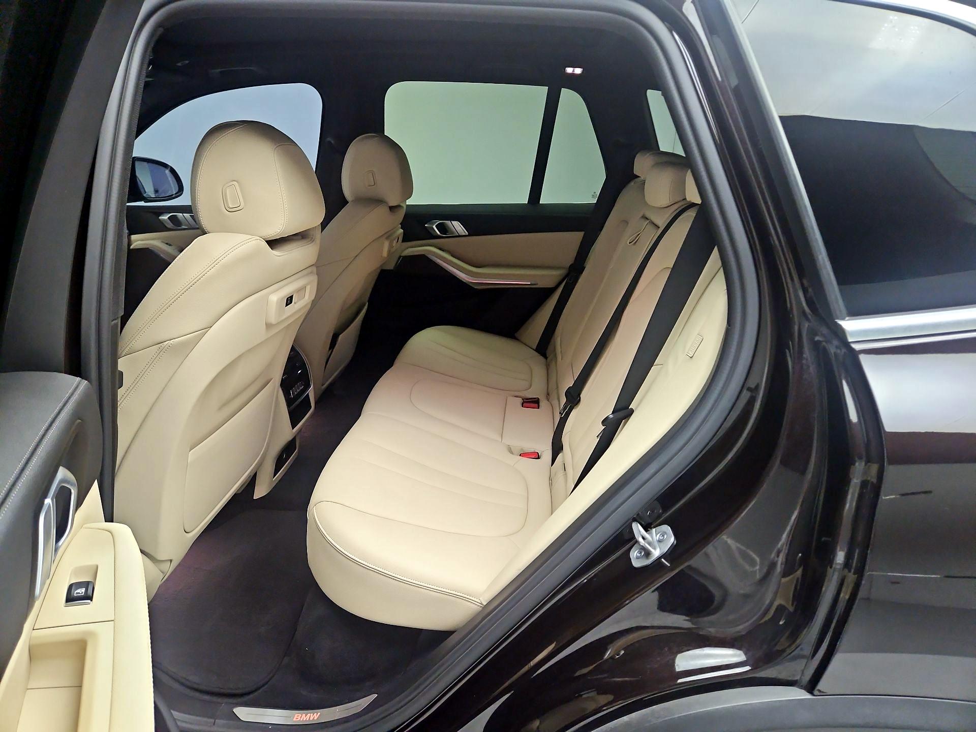 Thumbnail: 2021 BMW X5 - 20