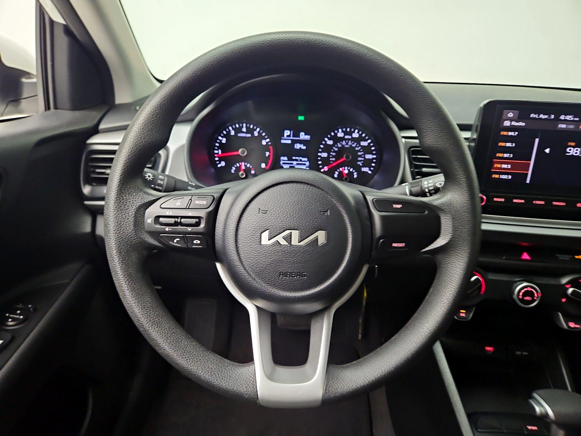 Thumbnail: 2023 Kia Rio - 10