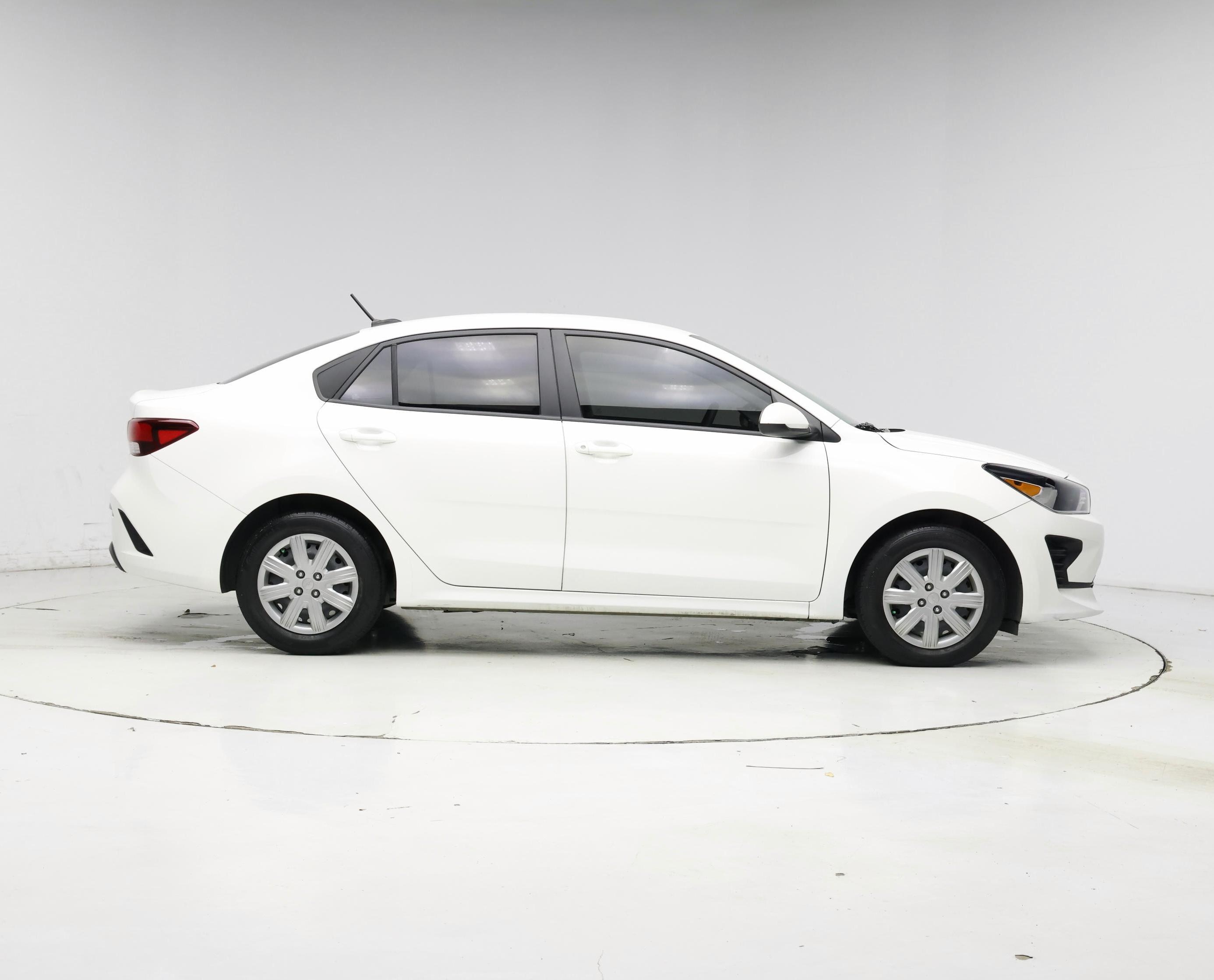 Thumbnail: 2023 Kia Rio - 7