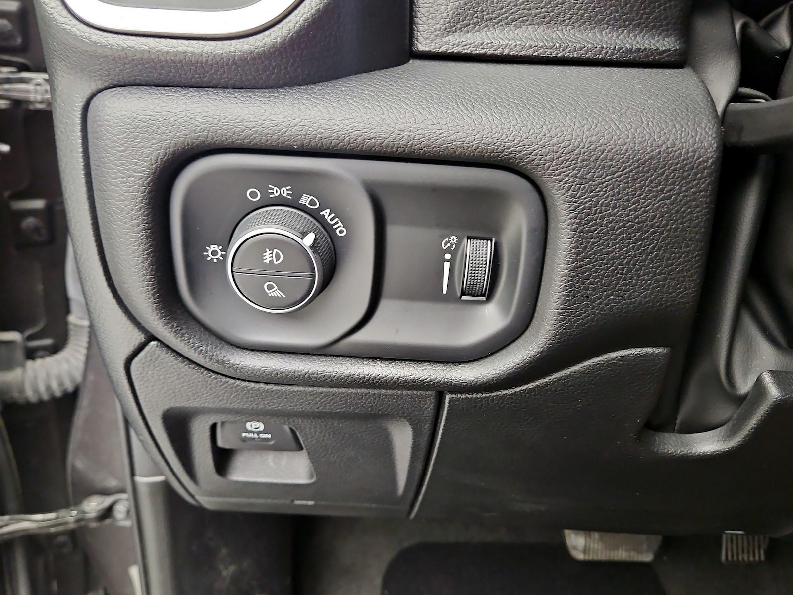 2024 RAM Ram 1500 Pickup Big Horn/Lone Star - Photo 14