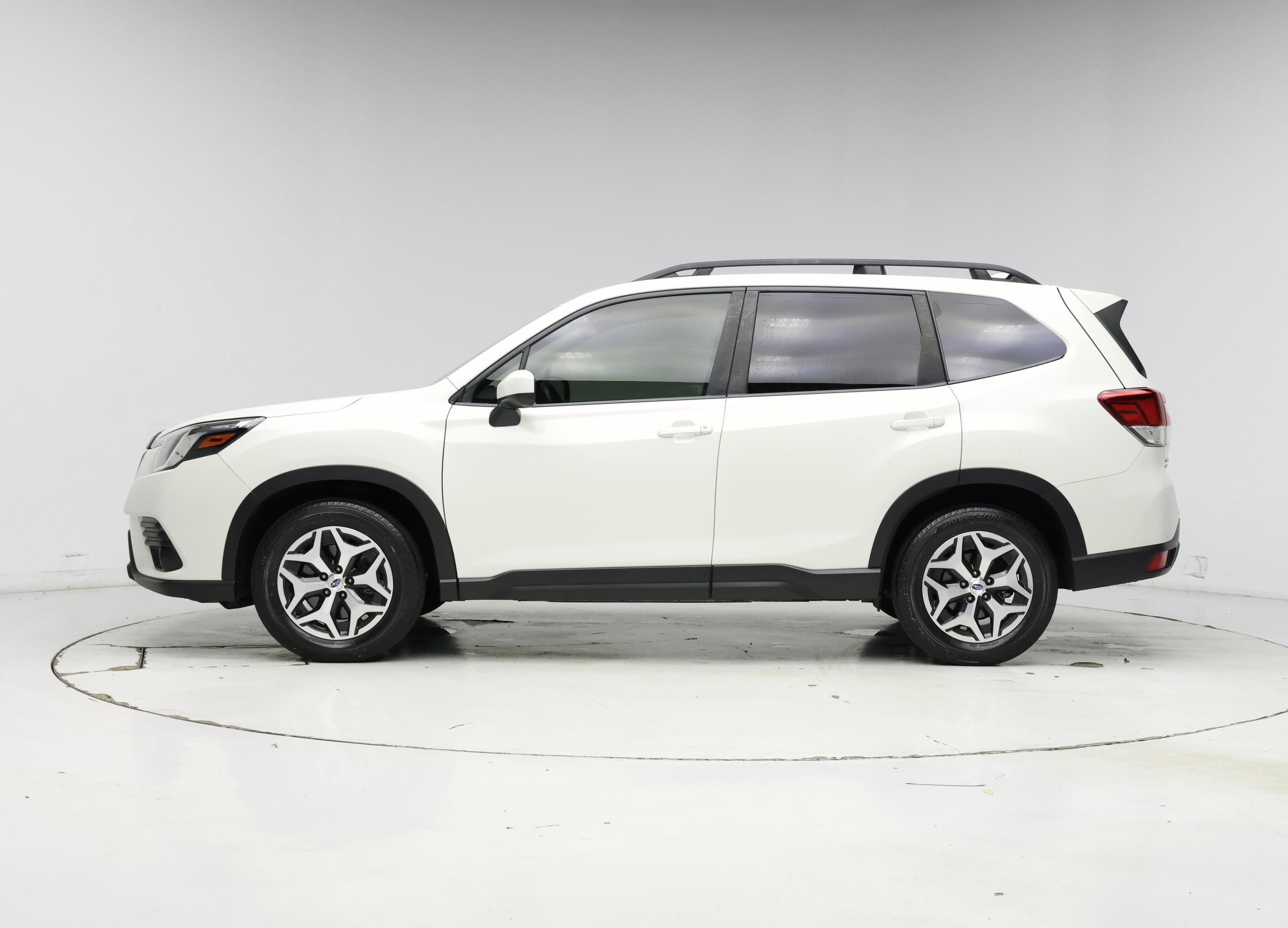 Thumbnail: 2023 Subaru Forester - 3