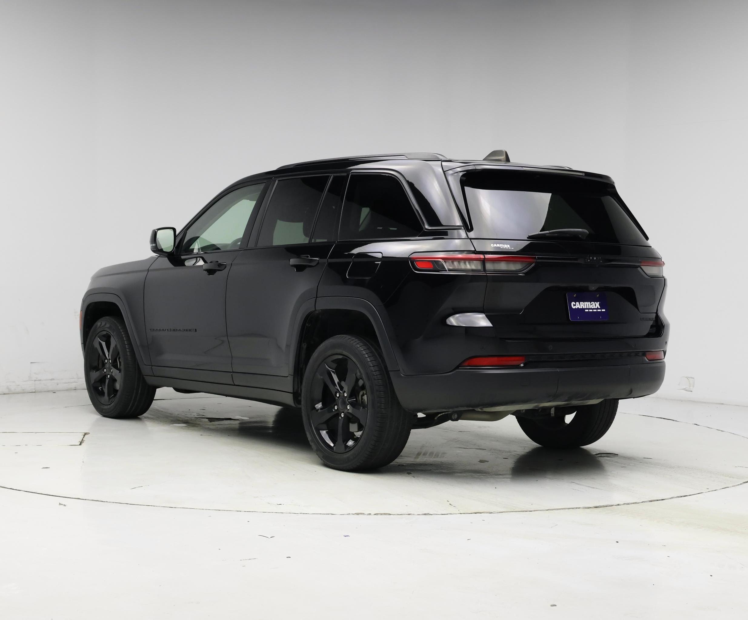 Thumbnail: 2023 Jeep Grand Cherokee - 2