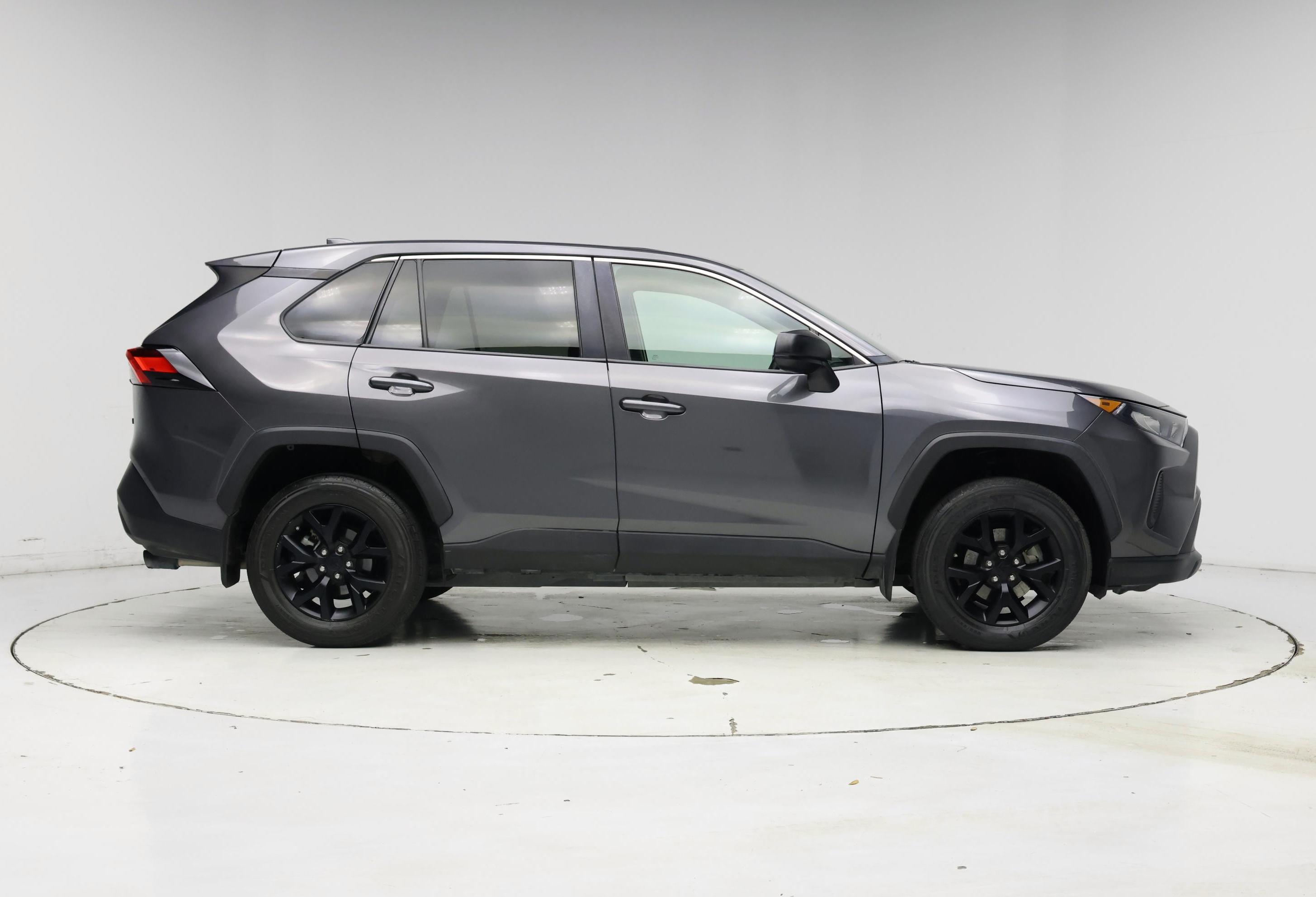 Thumbnail: 2022 Toyota RAV4 - 7