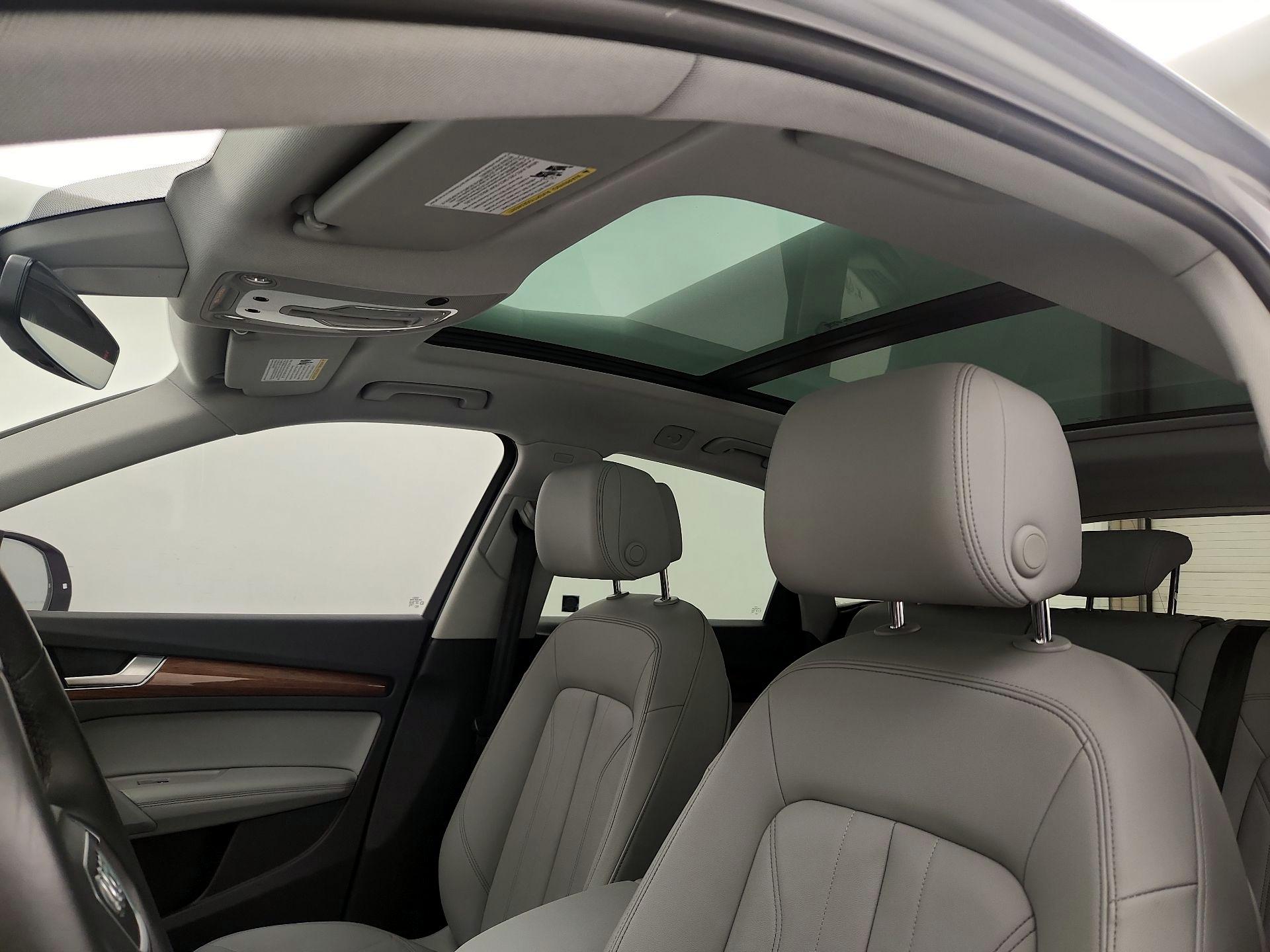 Thumbnail: 2022 Audi Q5 - 19