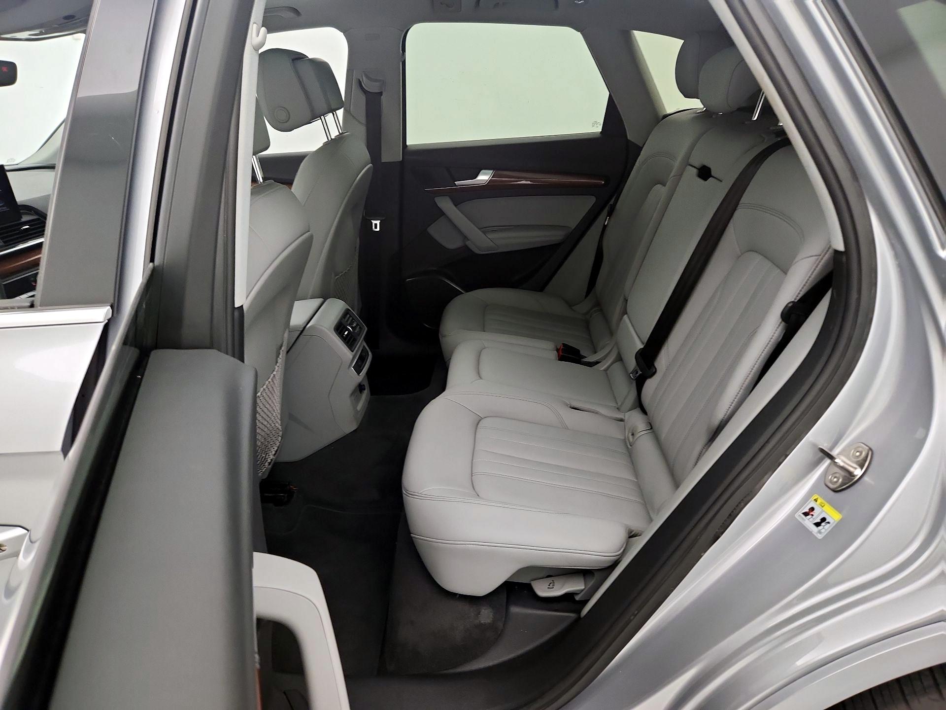 Thumbnail: 2022 Audi Q5 - 20