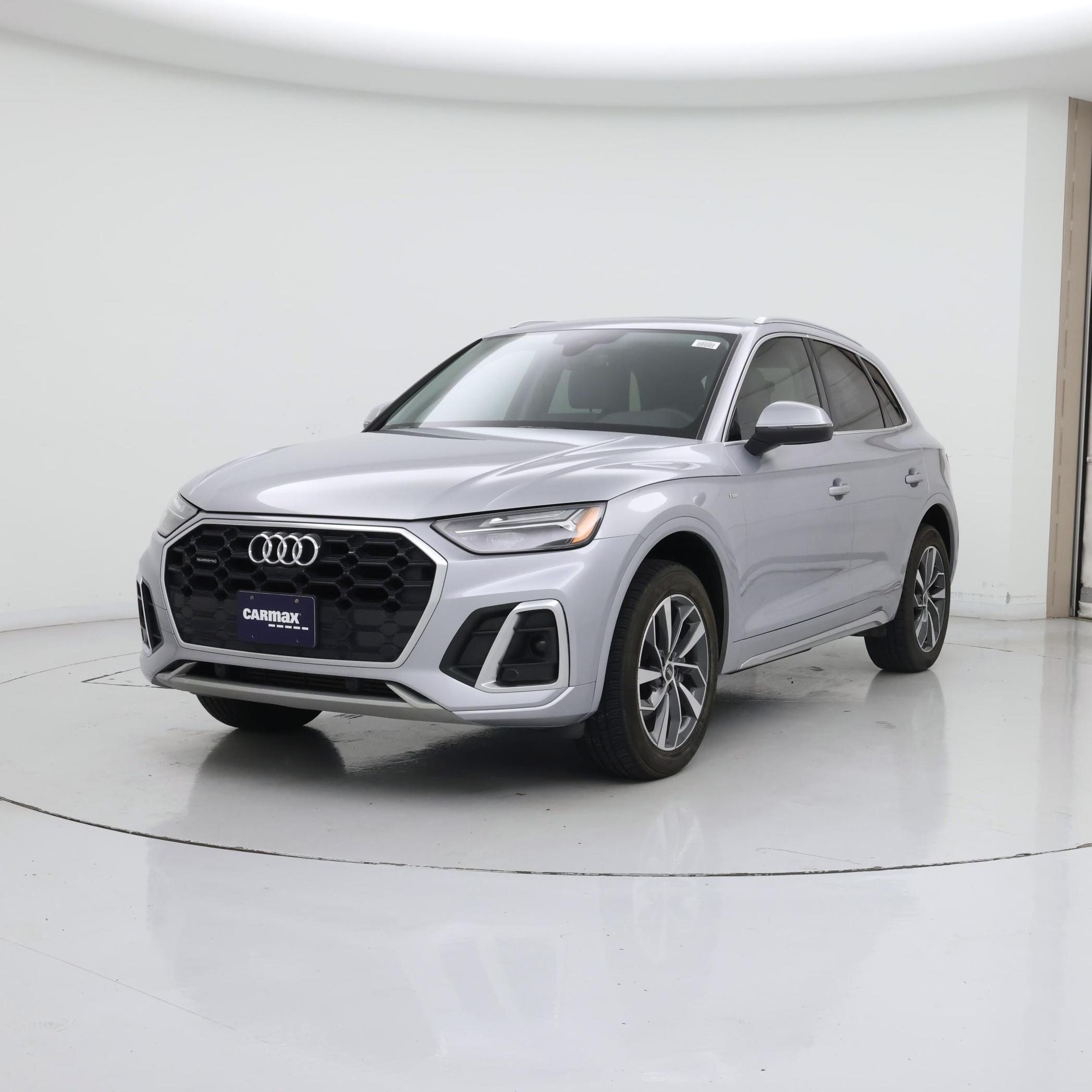 Thumbnail: 2022 Audi Q5 - 4