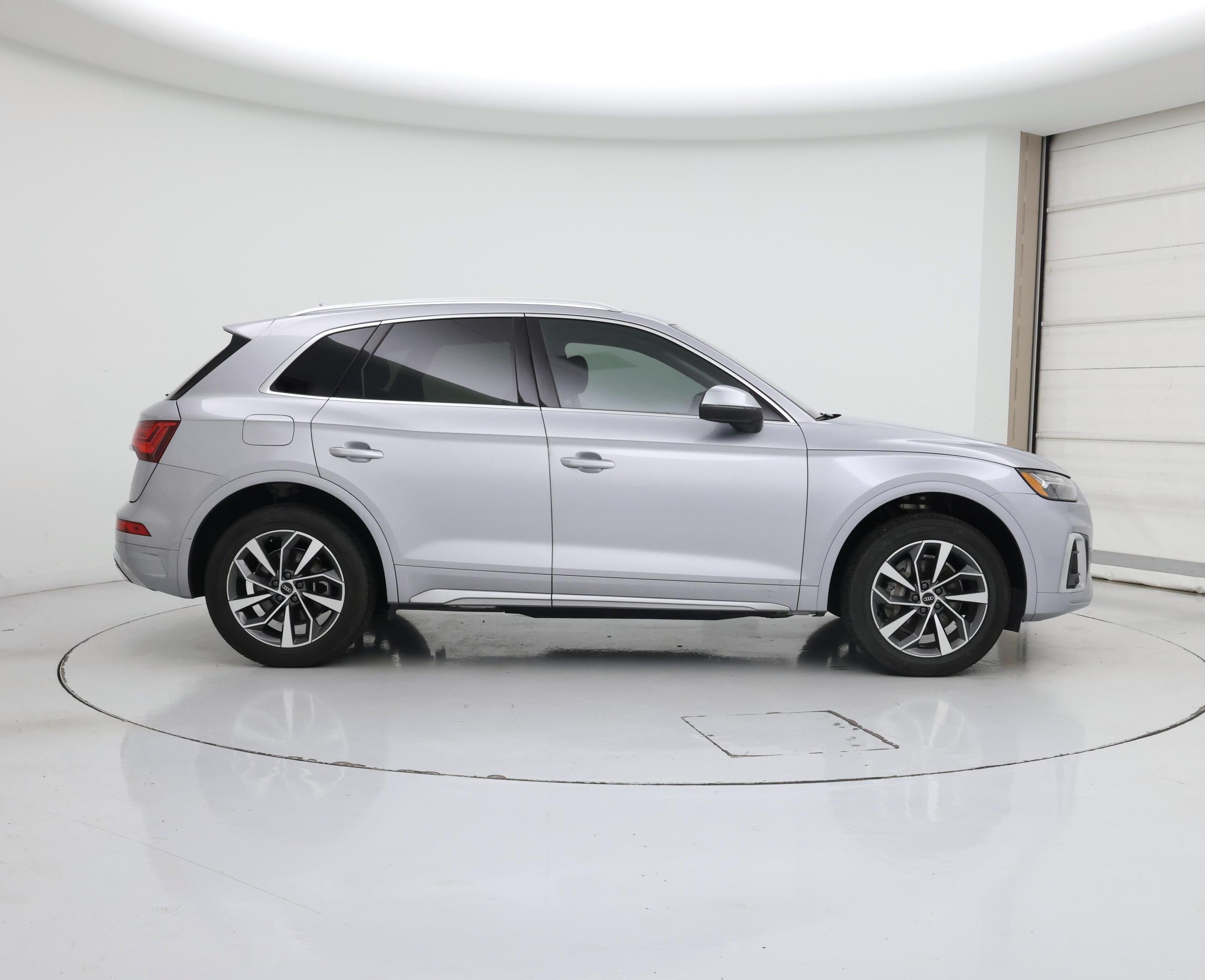 Thumbnail: 2022 Audi Q5 - 7