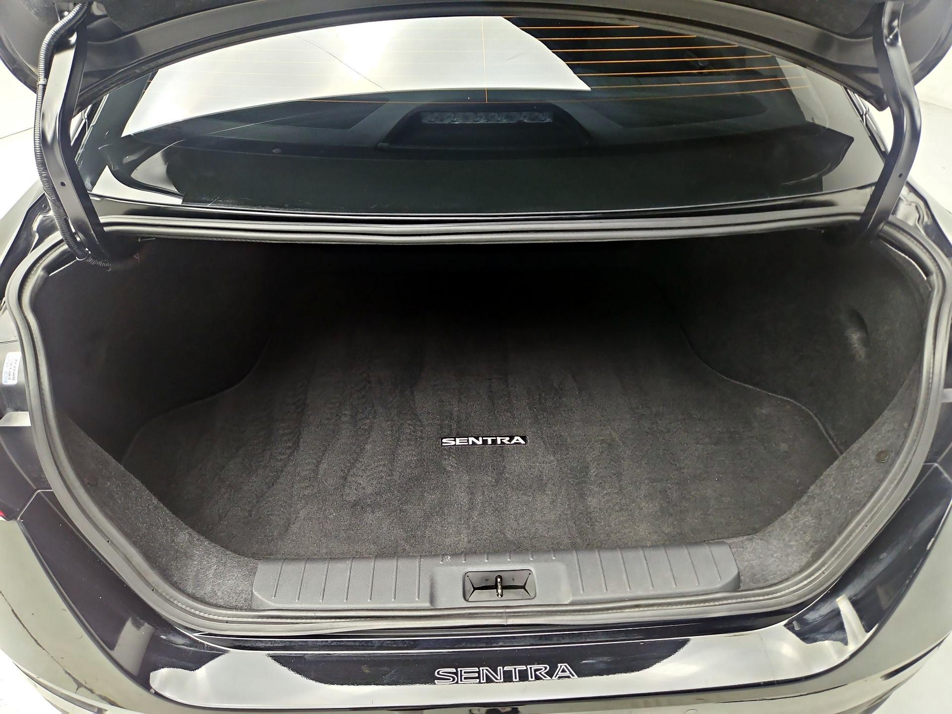 Thumbnail: 2025 Nissan Sentra - 20