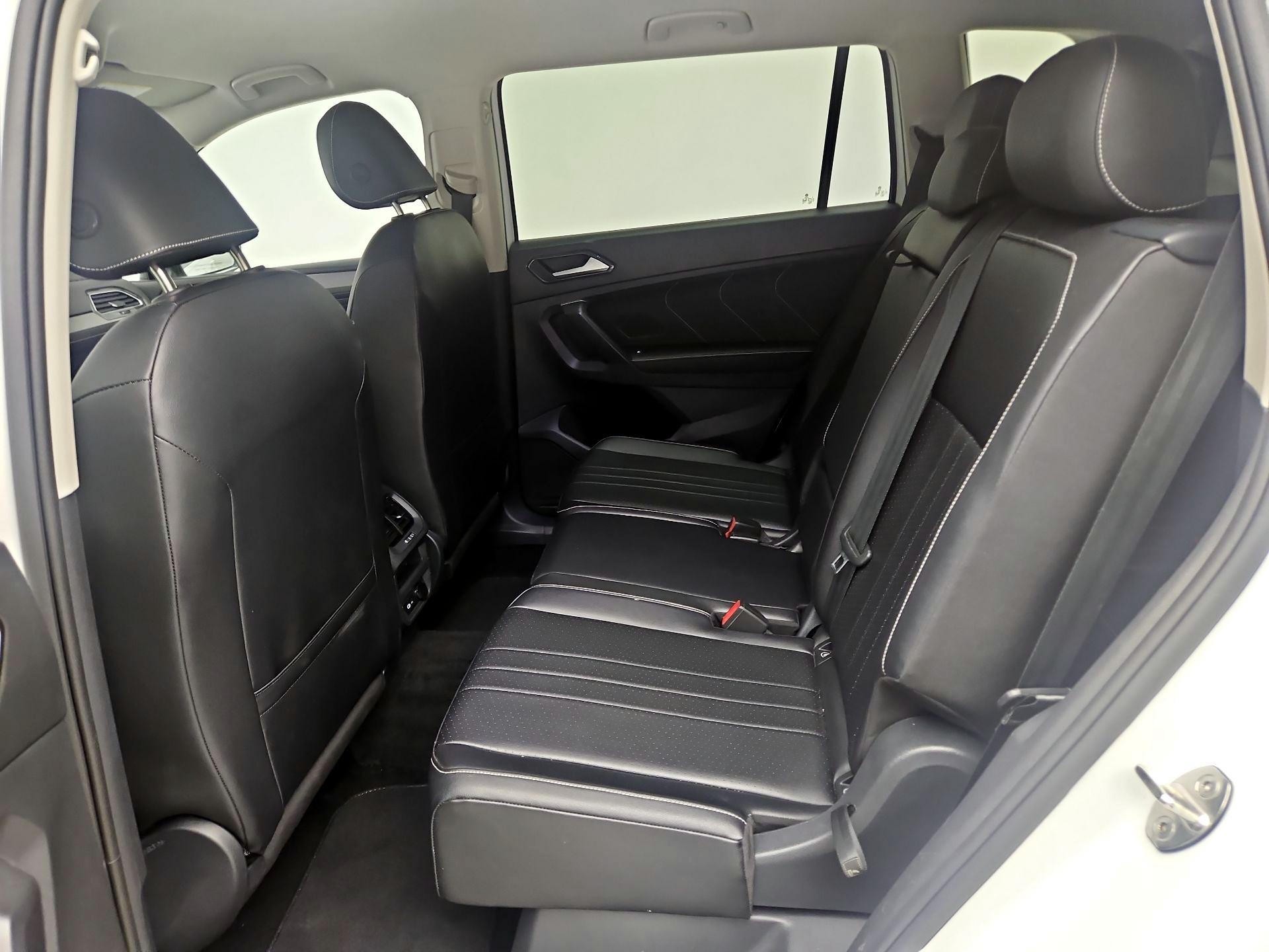 Thumbnail: 2024 Volkswagen Tiguan - 19