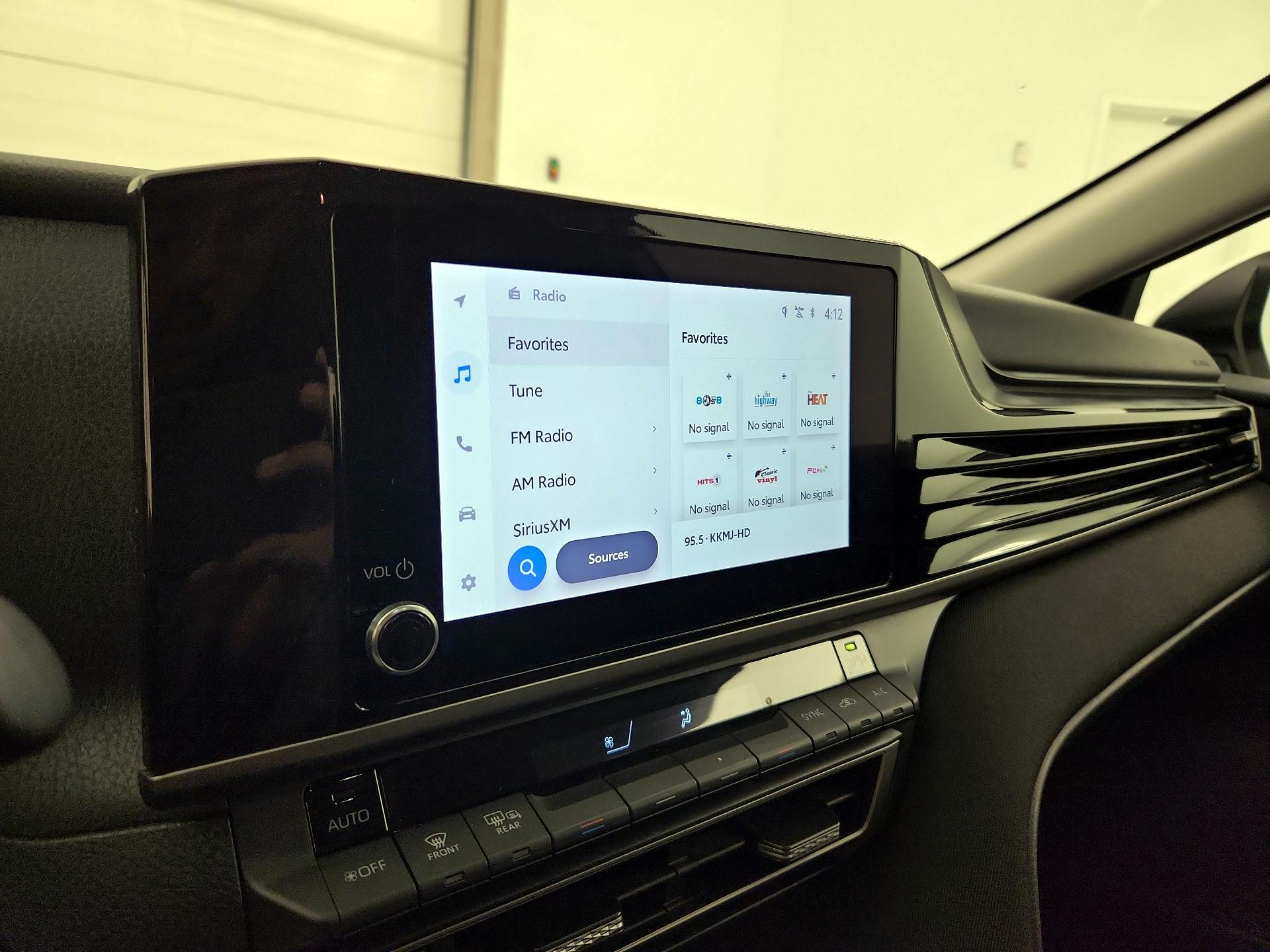 Thumbnail: 2025 Toyota Camry - 15