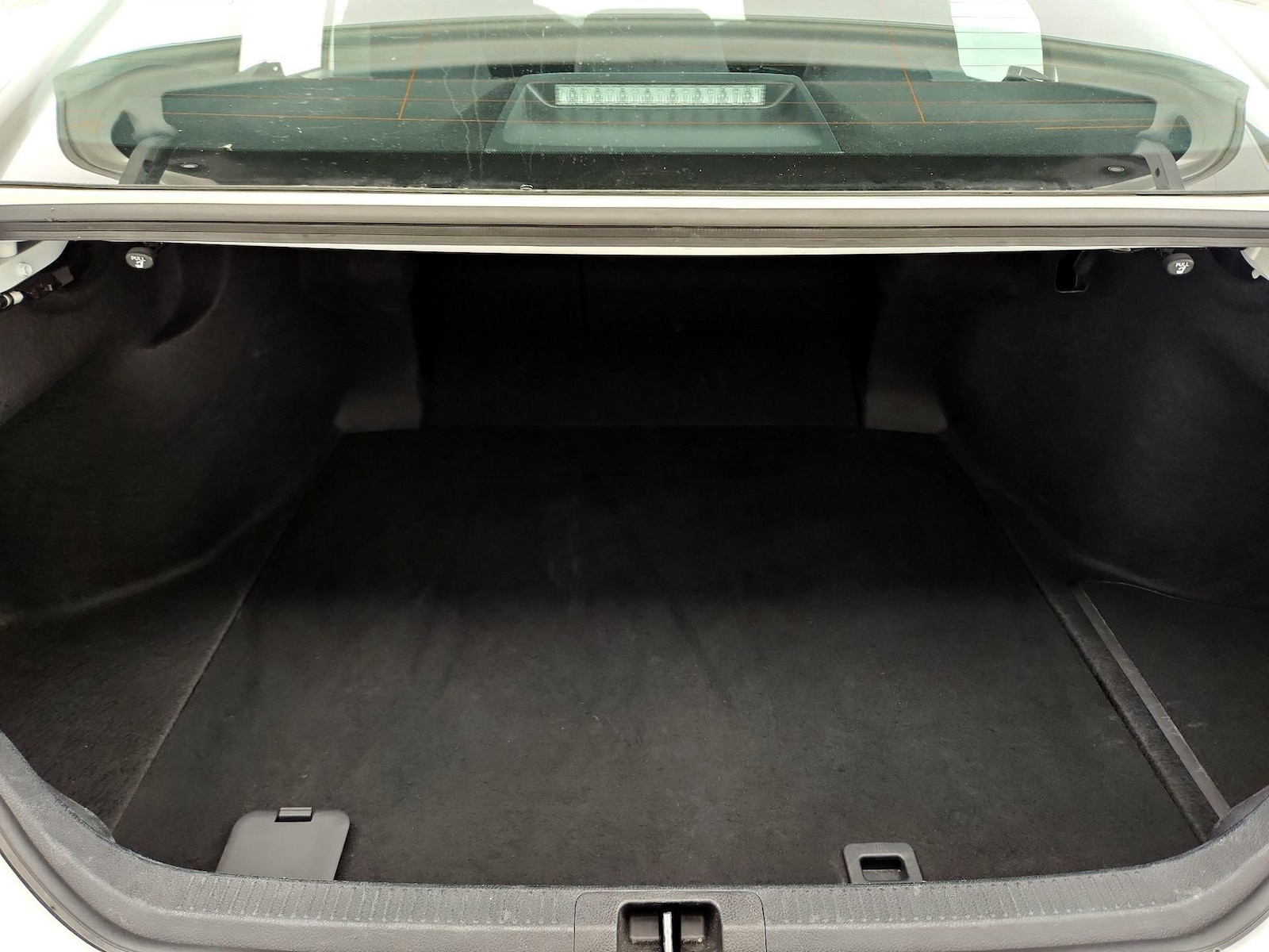 2025 Toyota Camry LE - Photo 21