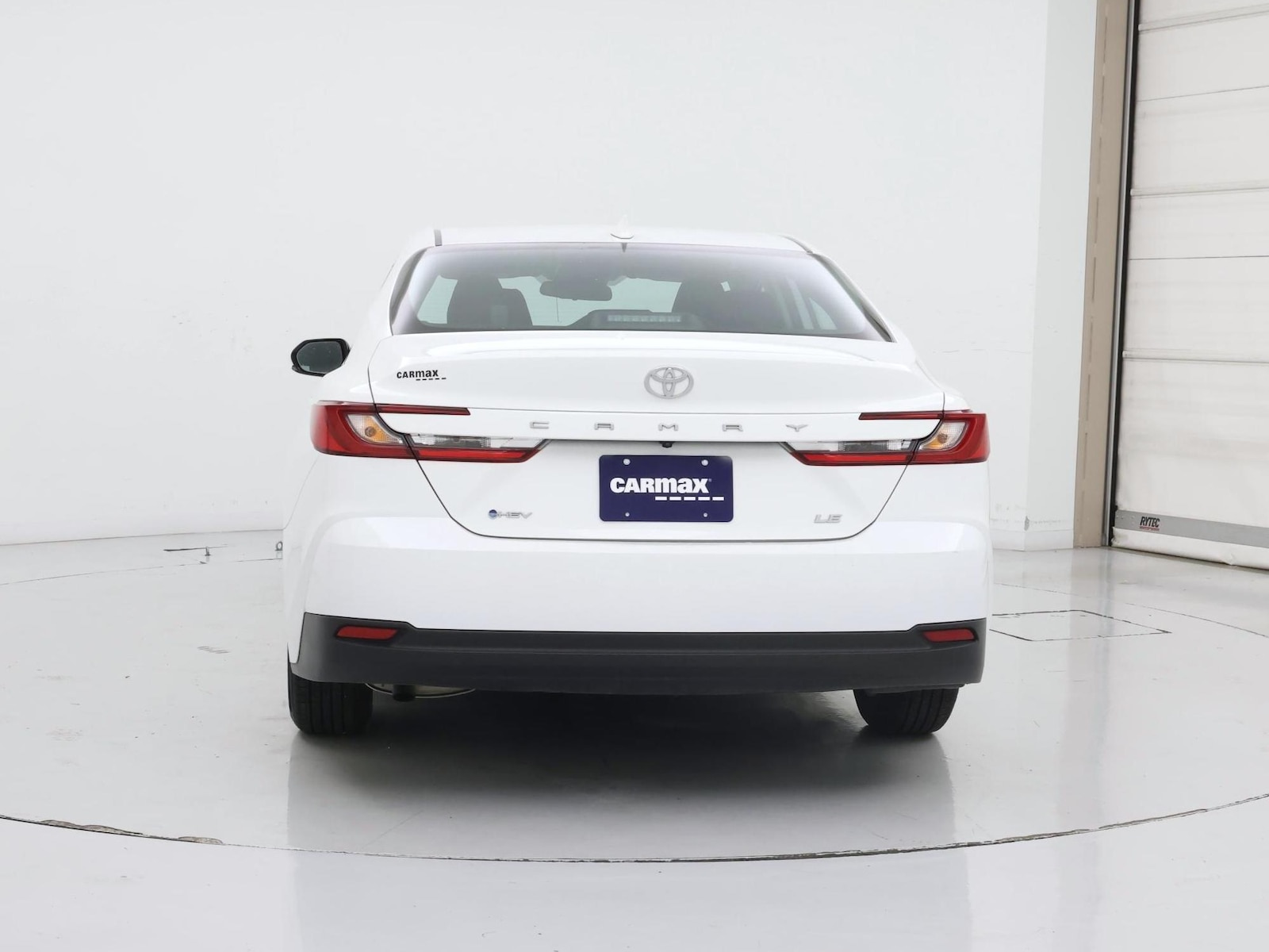 2025 Toyota Camry LE - Photo 7