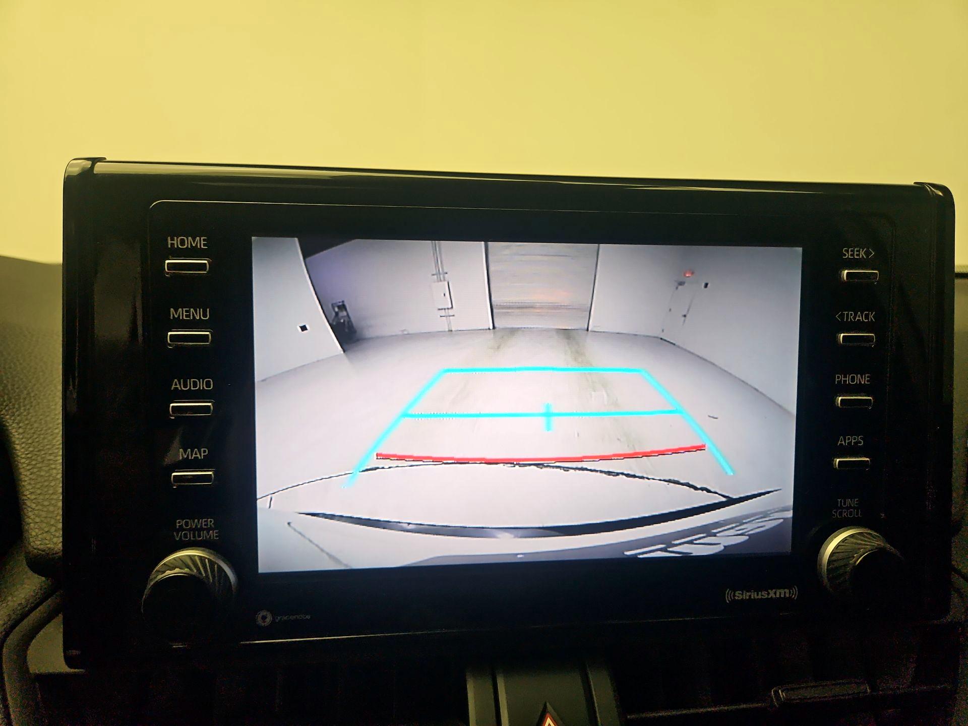 Thumbnail: 2021 Toyota RAV4 - 14