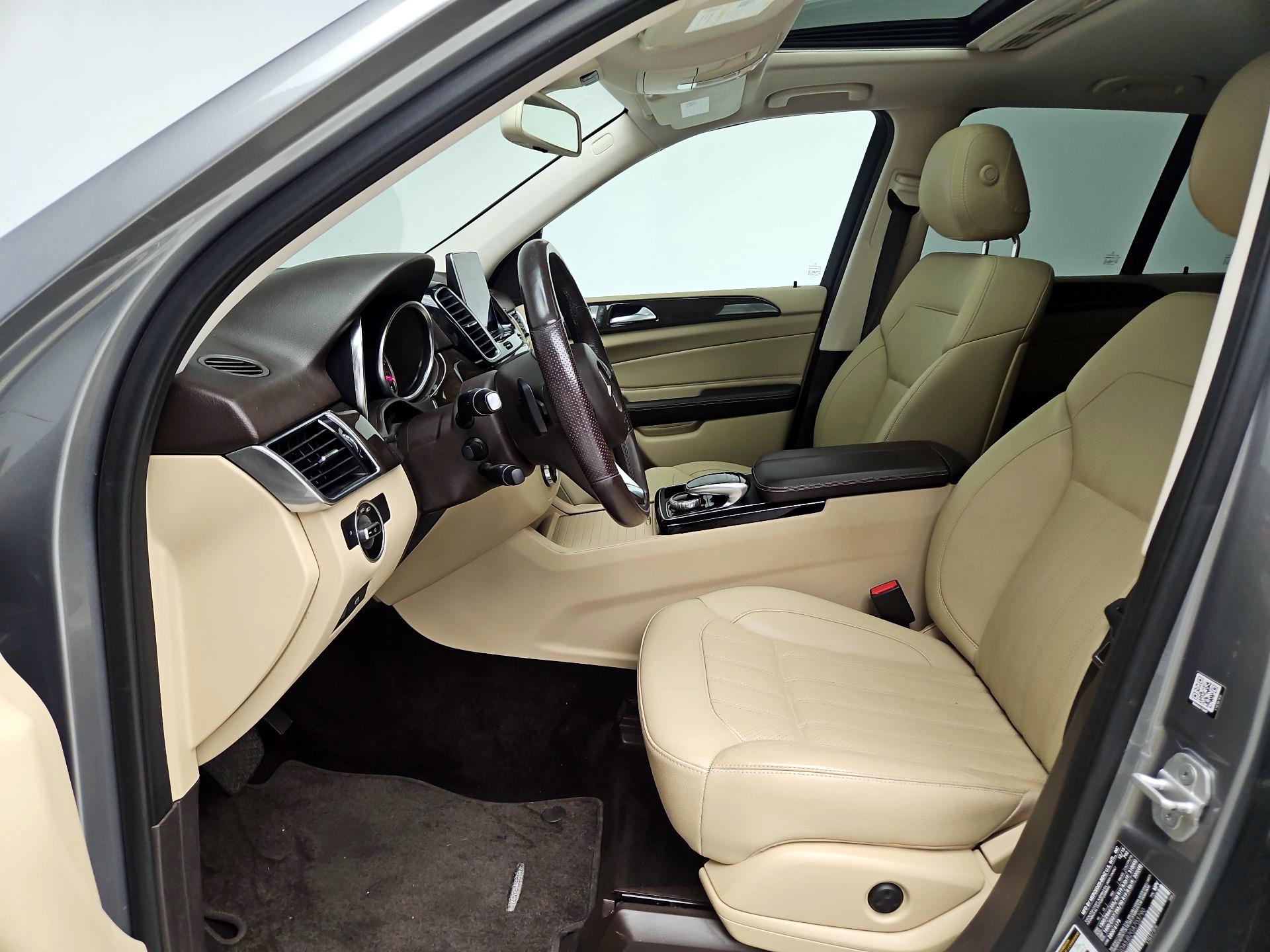 Thumbnail: 2016 Mercedes-Benz GLE - 11