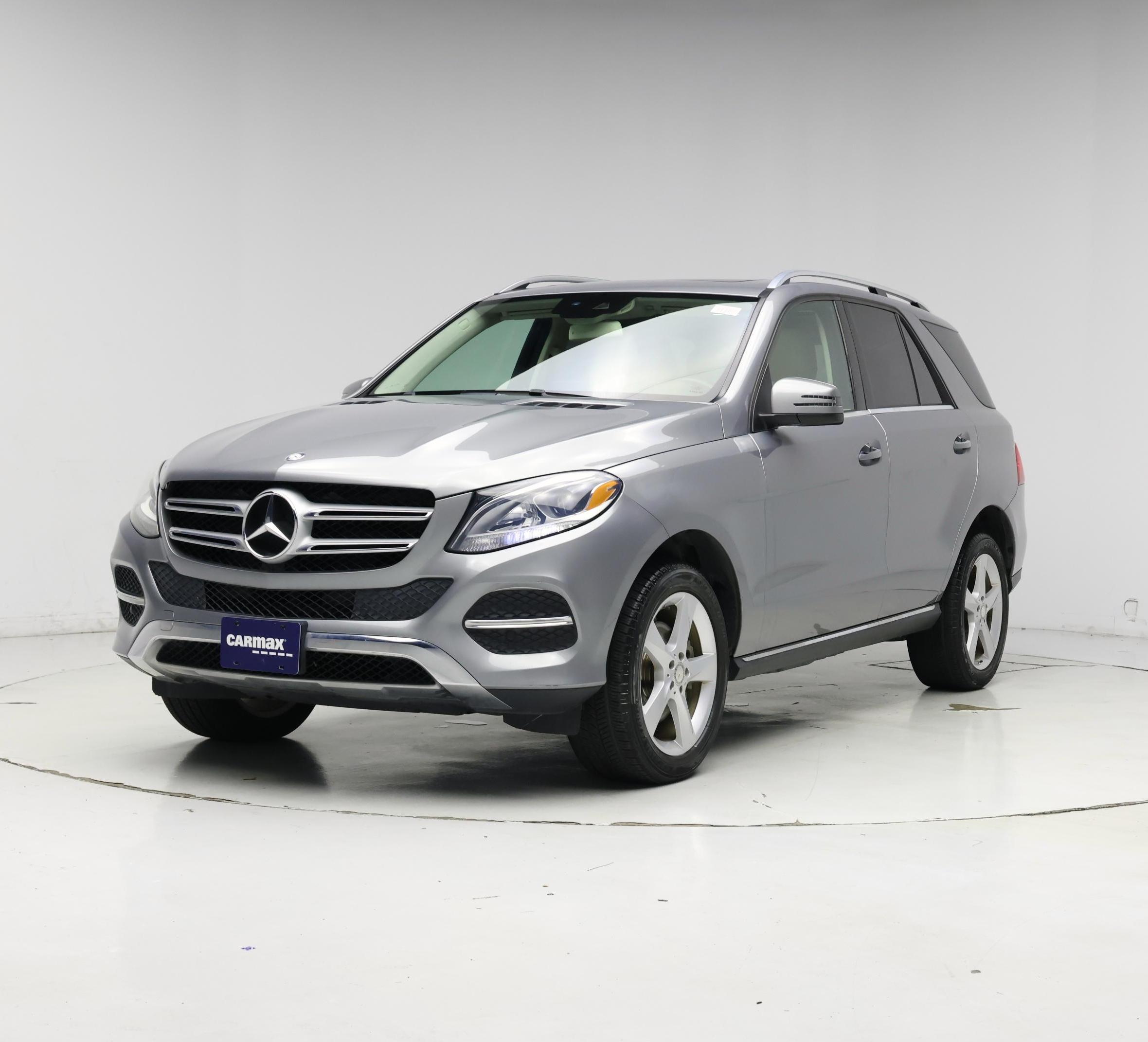Thumbnail: 2016 Mercedes-Benz GLE - 4