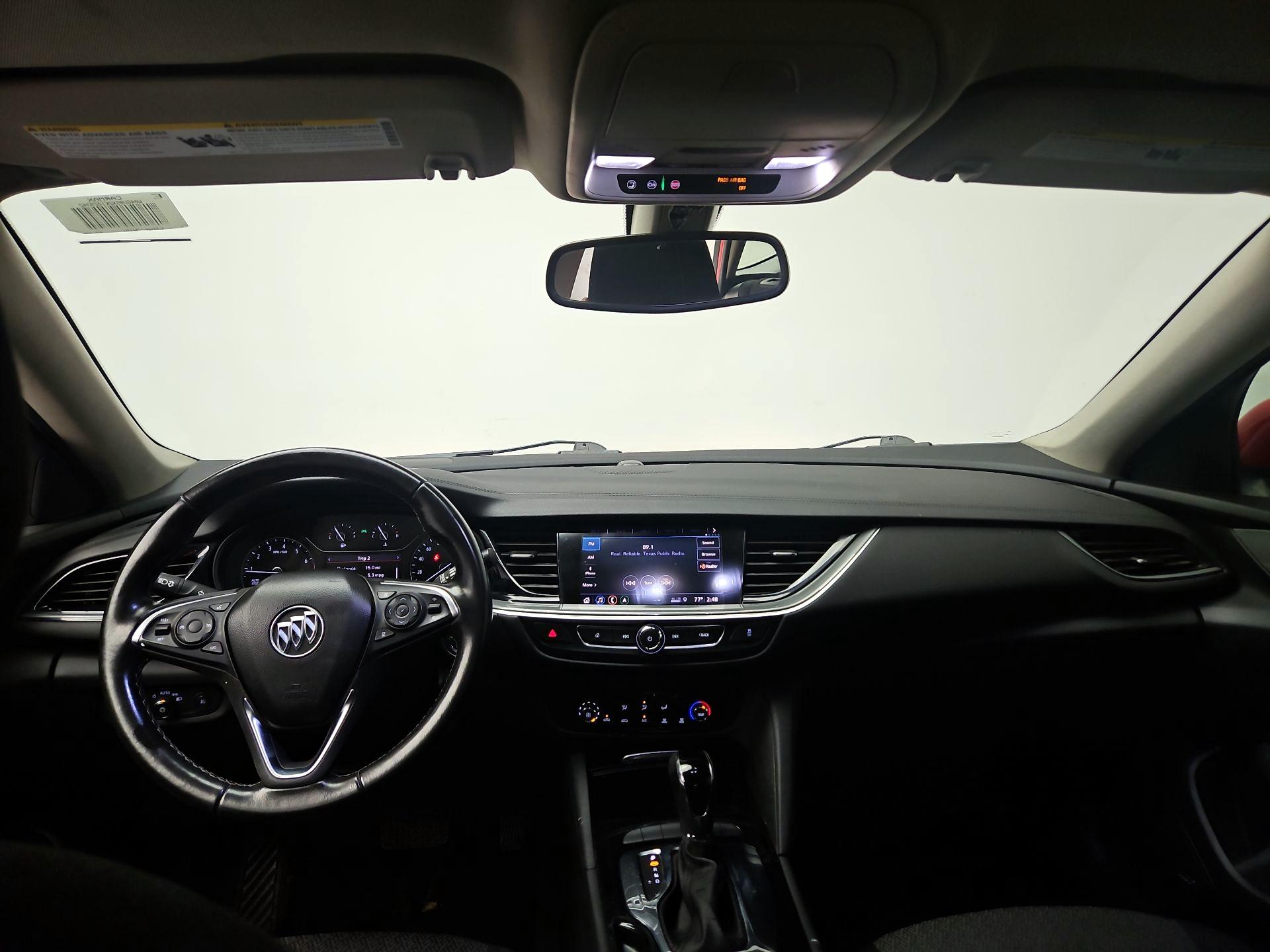 Thumbnail: 2019 Buick Regal - 9